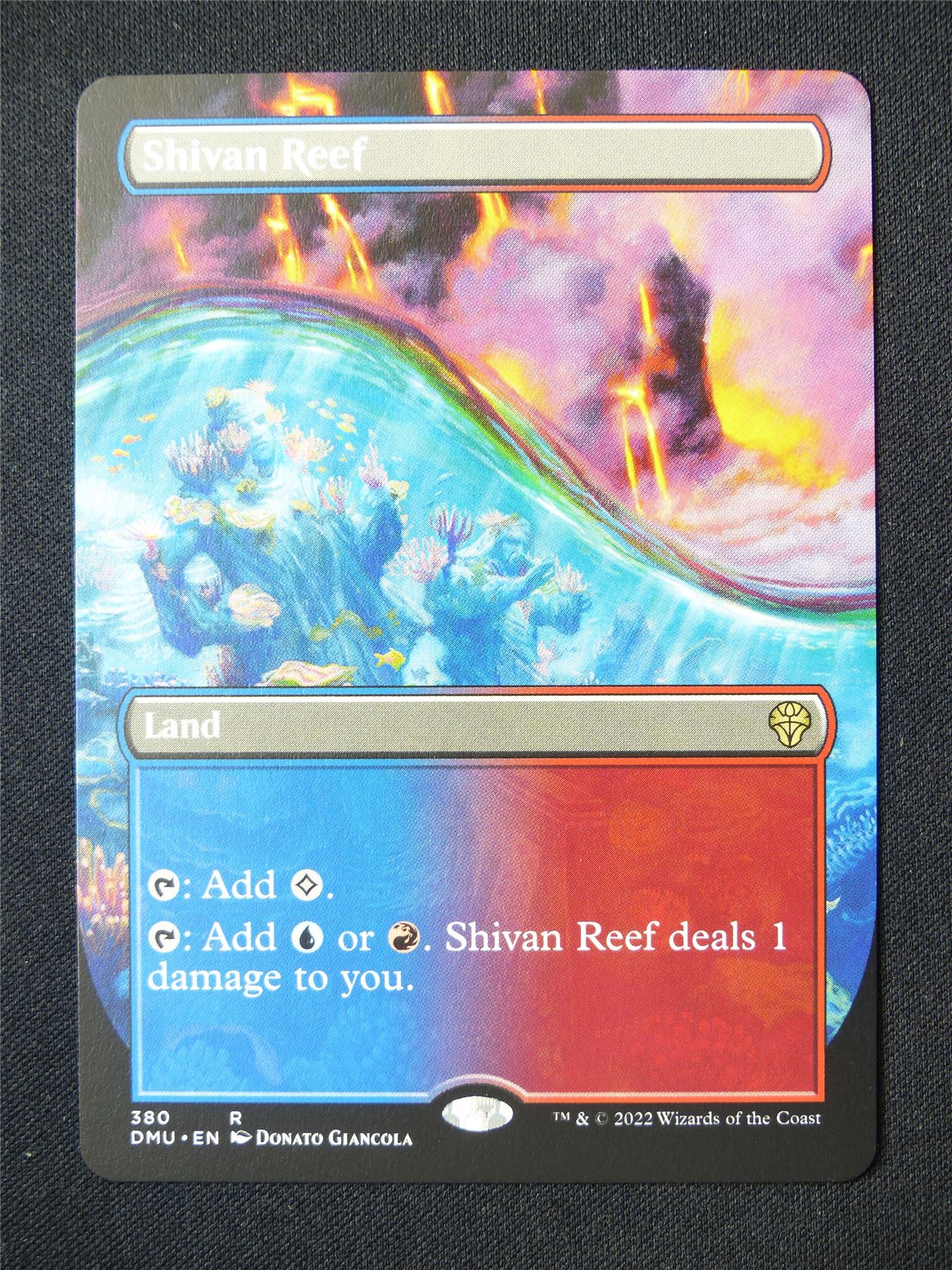 Shivan Reef Borderless - DMU - Mtg Card #2O8
