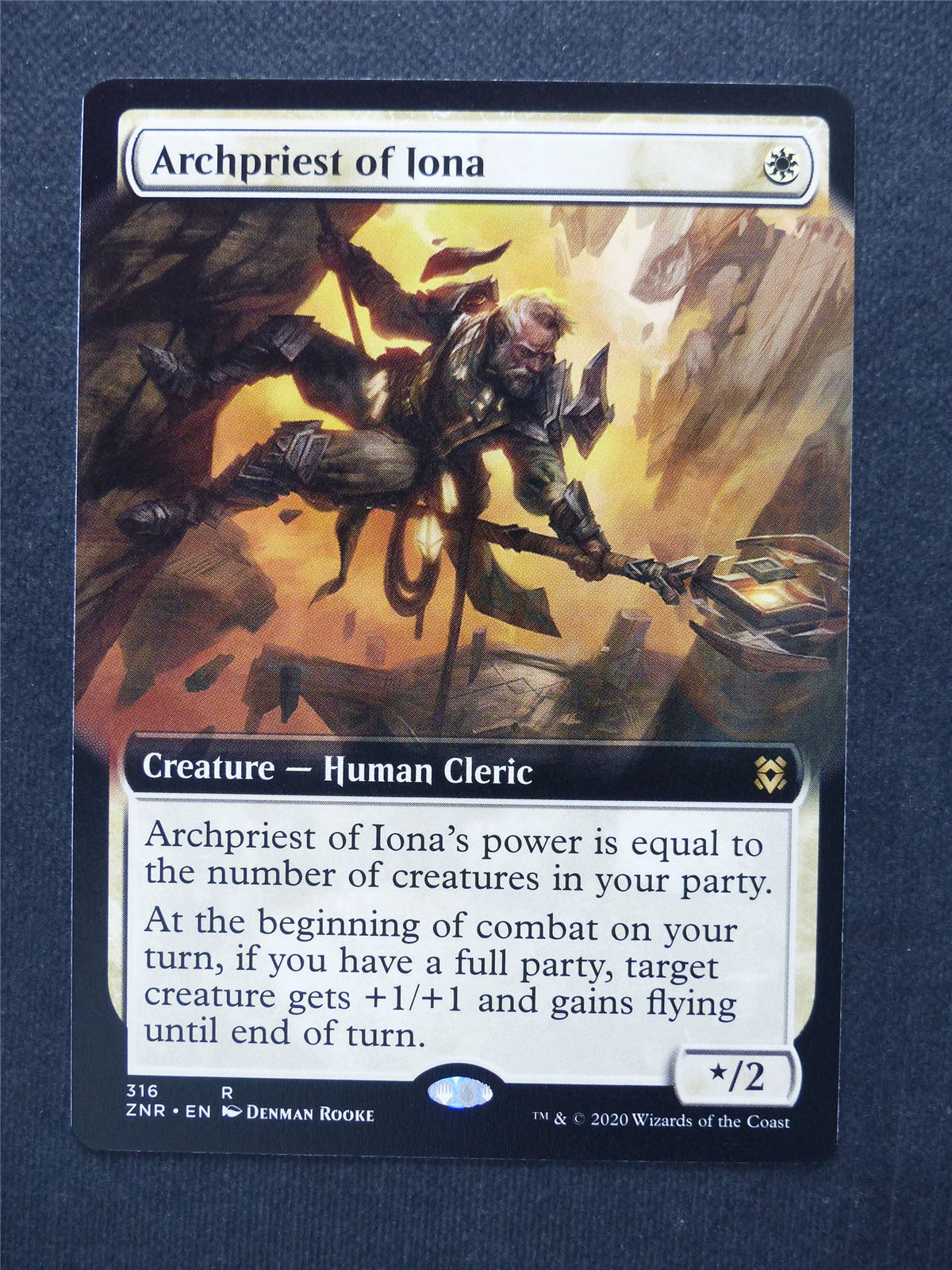 Archpriest of Iona Showcase - Mtg Magic Cards #8Q