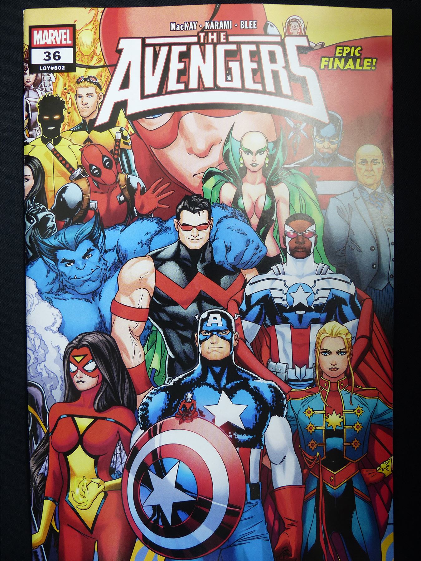 The AVENGERS #36 - B&B May 2026 Marvel Comic #3CX