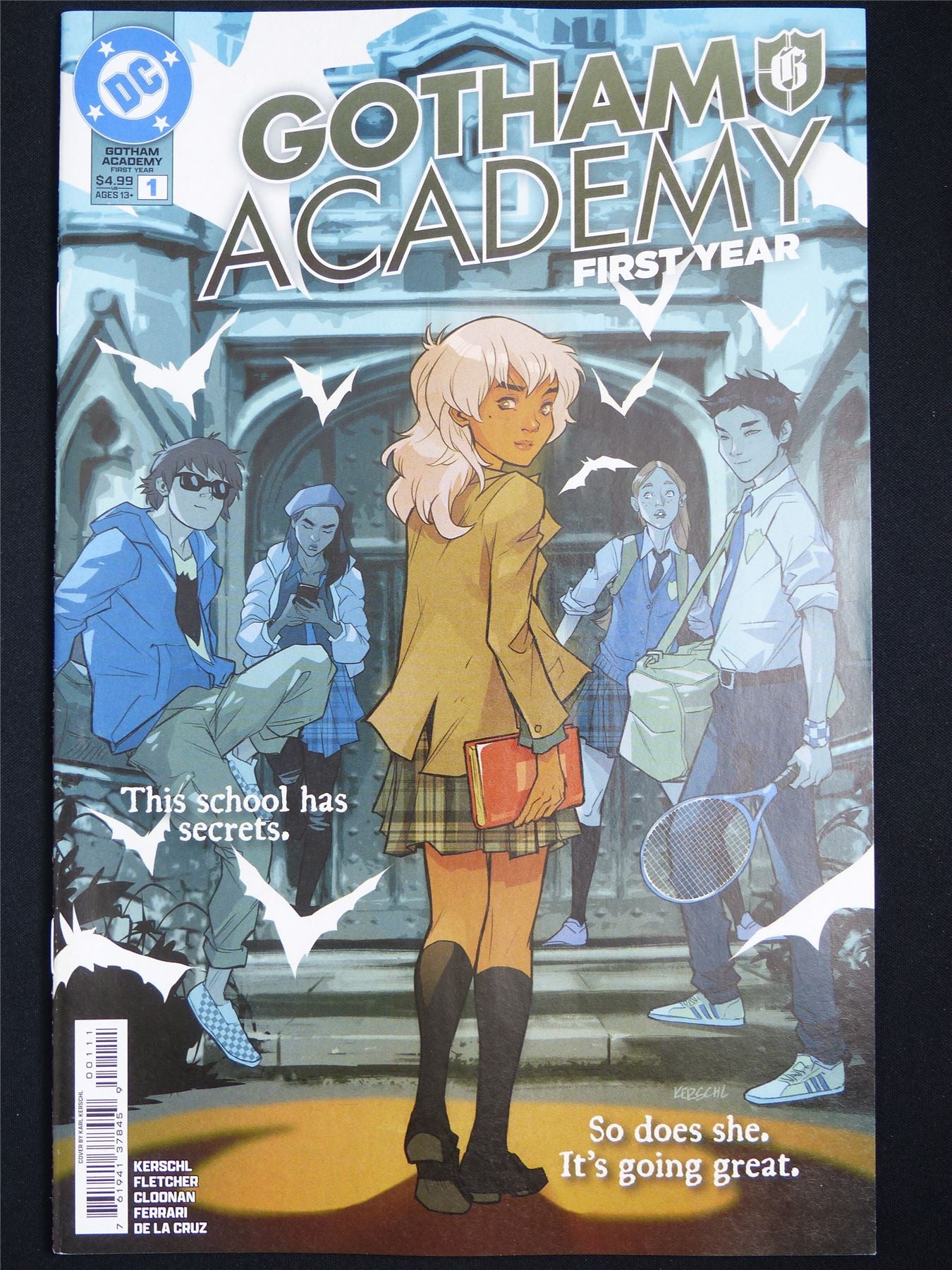 GOTHAM Academy: First Year #1 - DC Comic #5H3