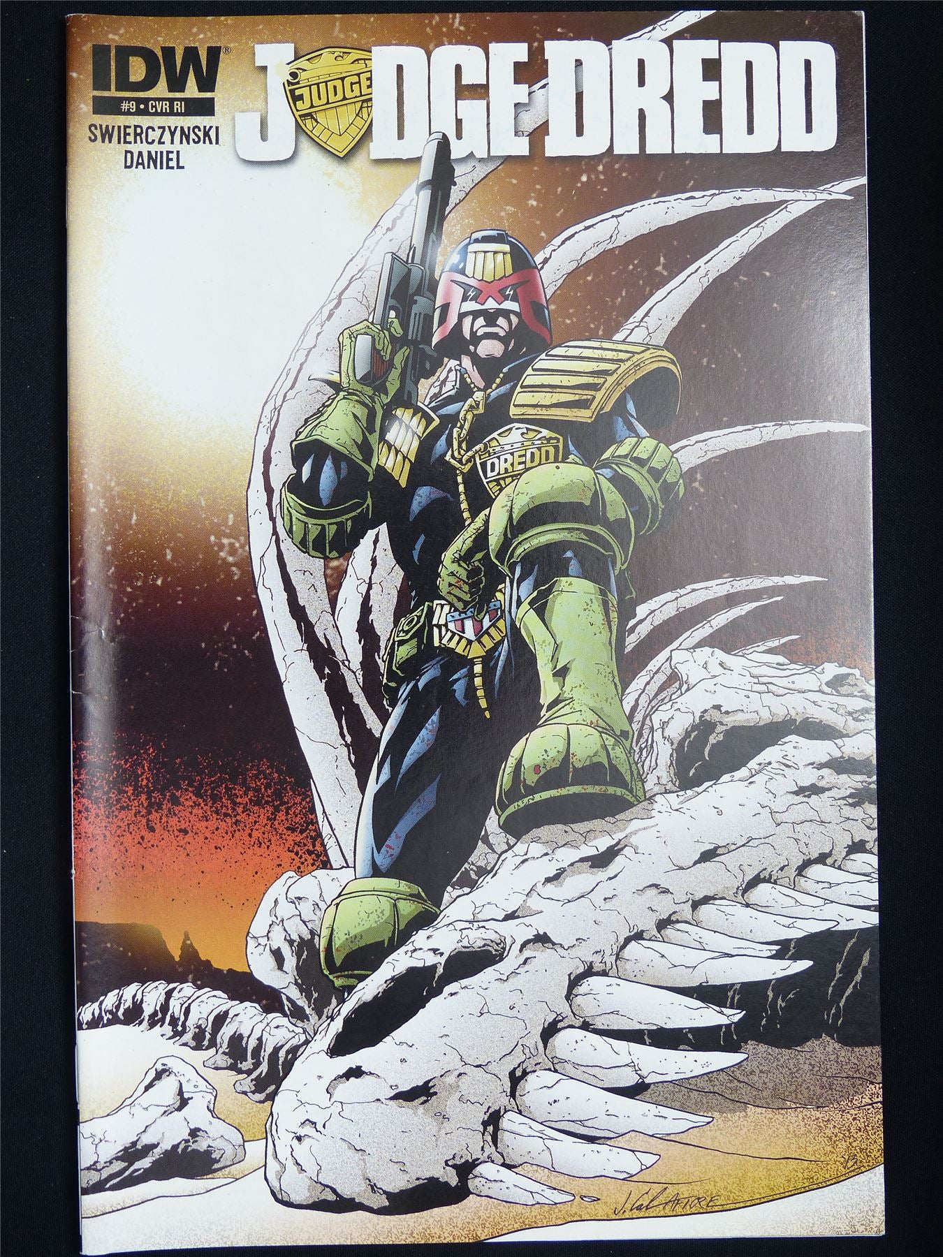 JUDGE Dredd #9 - IDW Comic #1SP