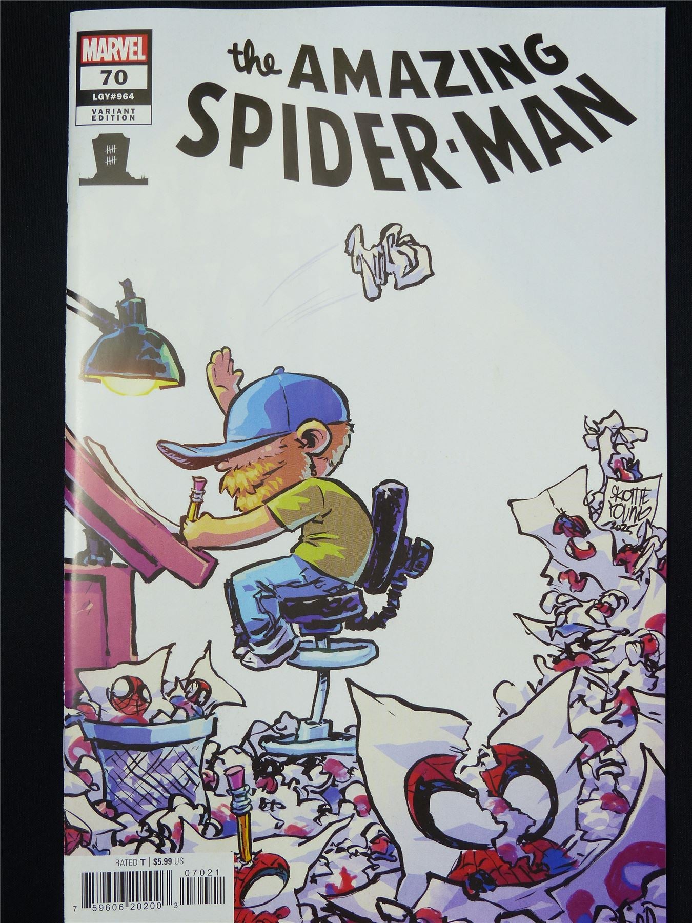 The Amazing SPIDER-MAN #70 Skottie Young Variant - May 2025 Marvel Comic #20F