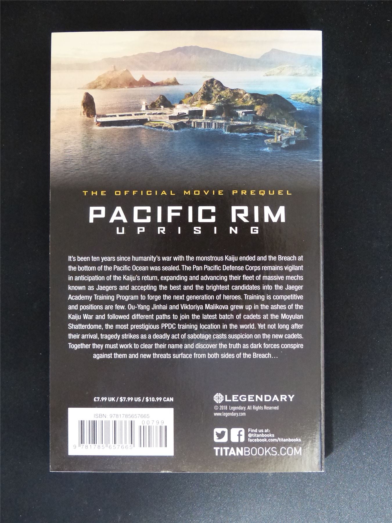 Pacific Rim Uprising: Ascension - Titan Novel Book Softback #8Z