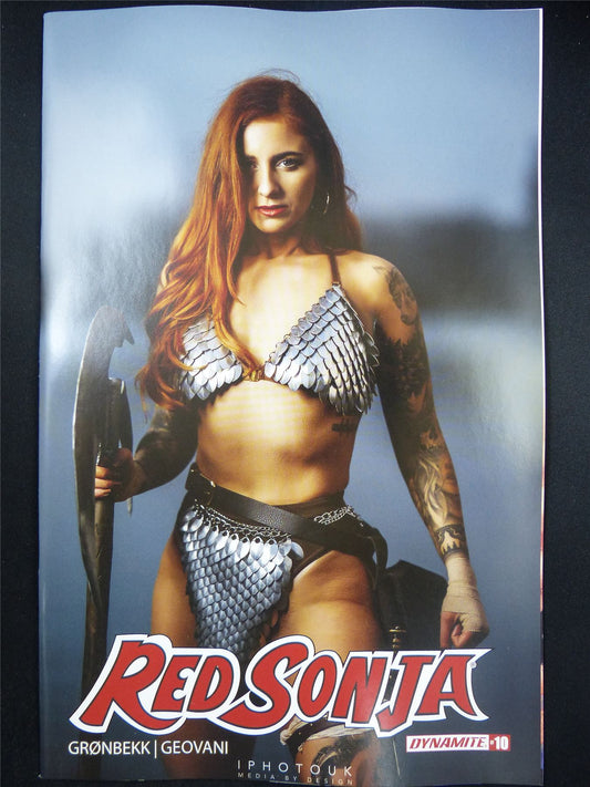RED Sonja #10 cosplay Cvr - Apr 2024 Dynamite Comic #5VA