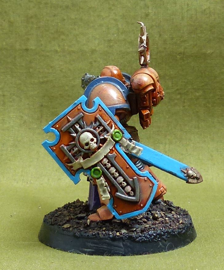 Lieutenant with Storm Shield painted - Space Marines - Warhammer 40K #51C