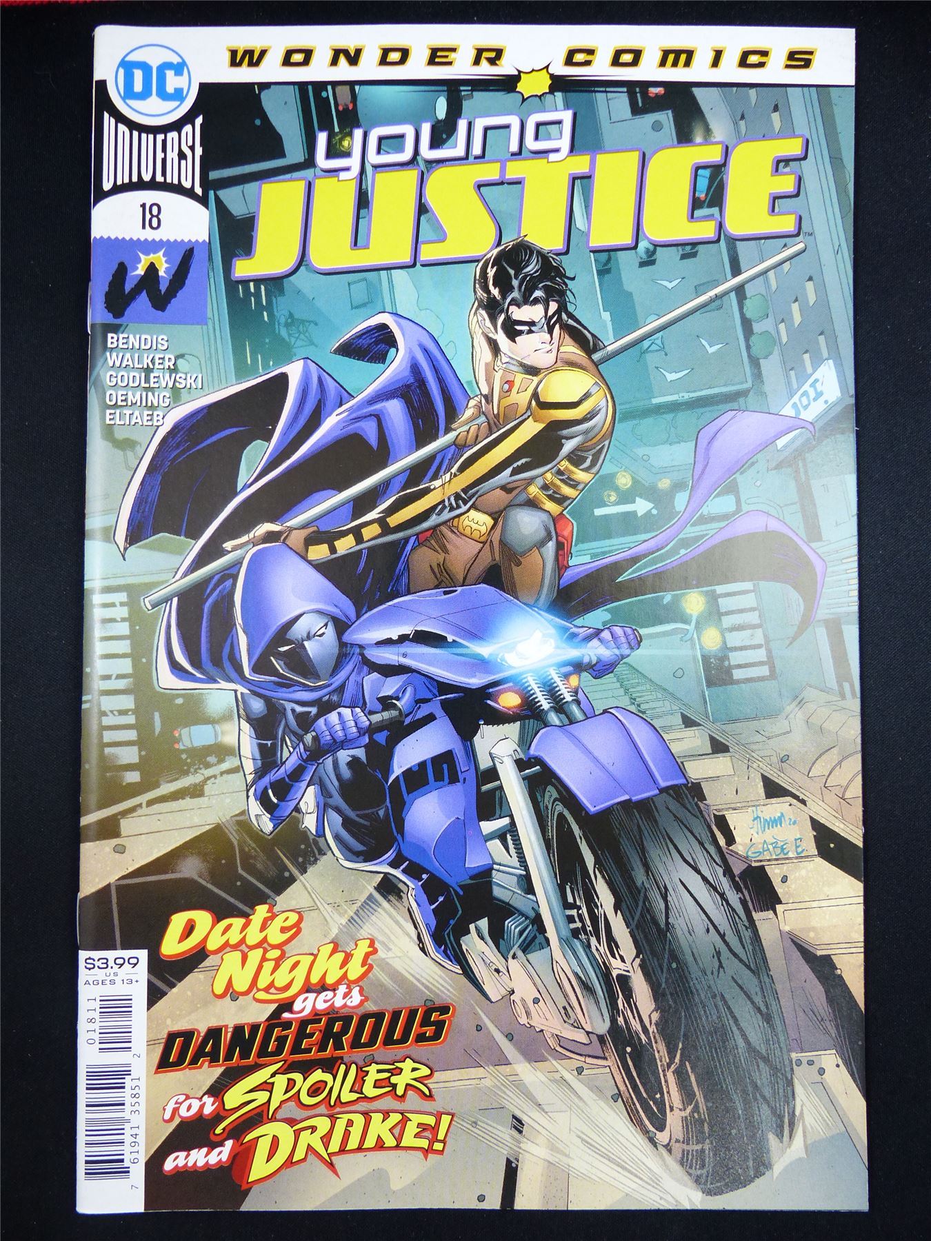 YOUNG Justice #18 - DC Comic #M