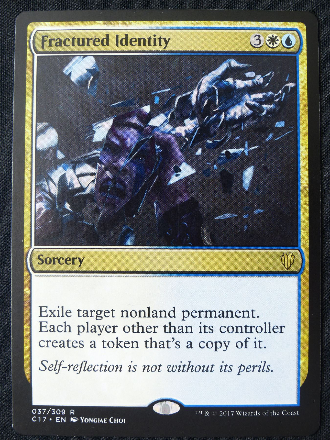 Fractured Indentity - C17 - Mtg Card #1I9