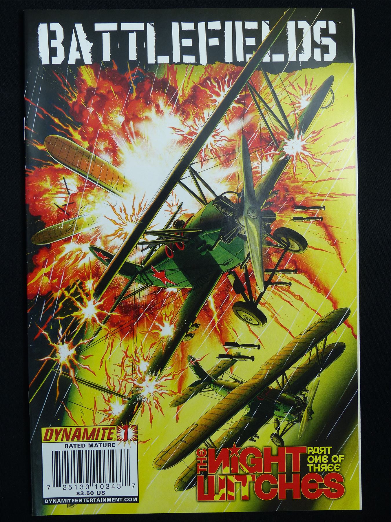 BATTLEFIELDS: The Night witches part 1 #1 - Dynamite Comic #33K