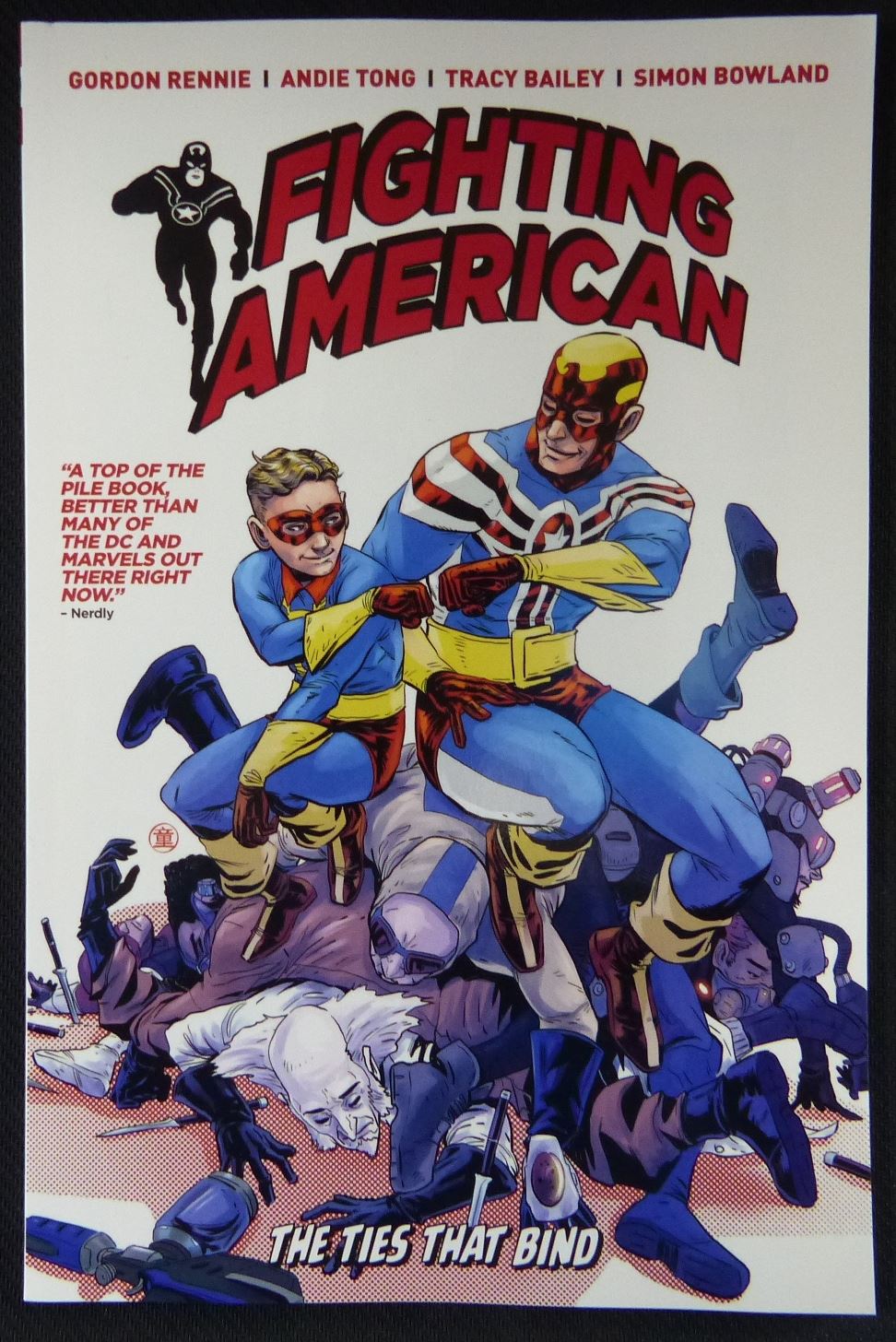 Fighting American: Ties That Bind  -  Titan Graphic Softback Novel #22X