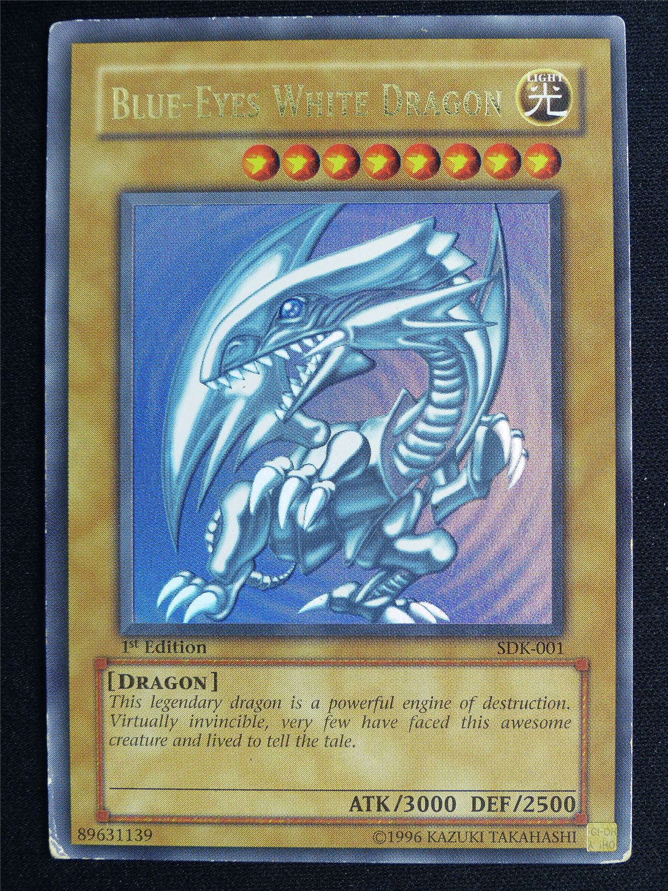 Blue-Eyes White Dragon SDK Ultra Rare played - 1st ed Yugioh Card #4S2