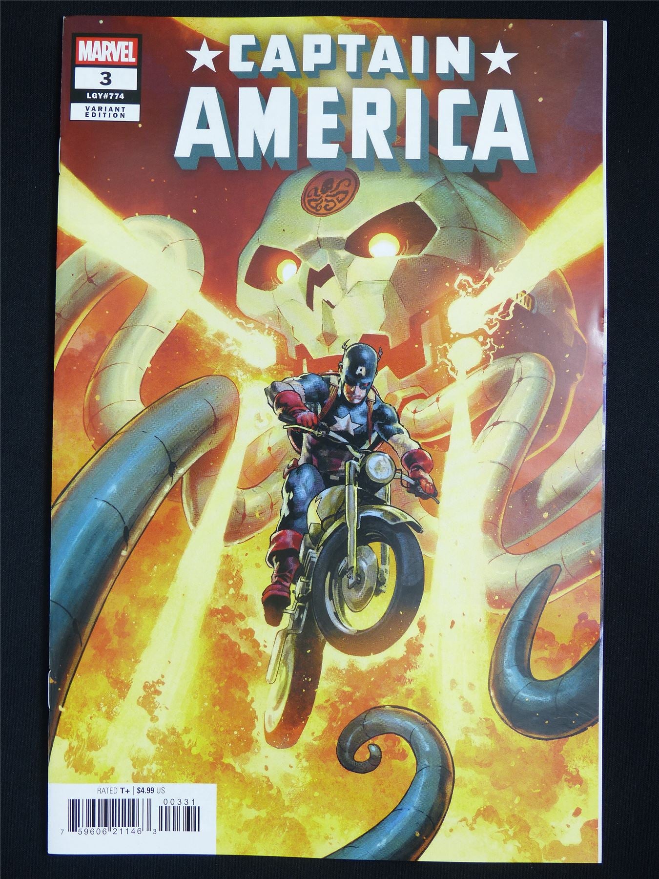 CAPTAIN America #3 Variant - Marvel Comic #4EG
