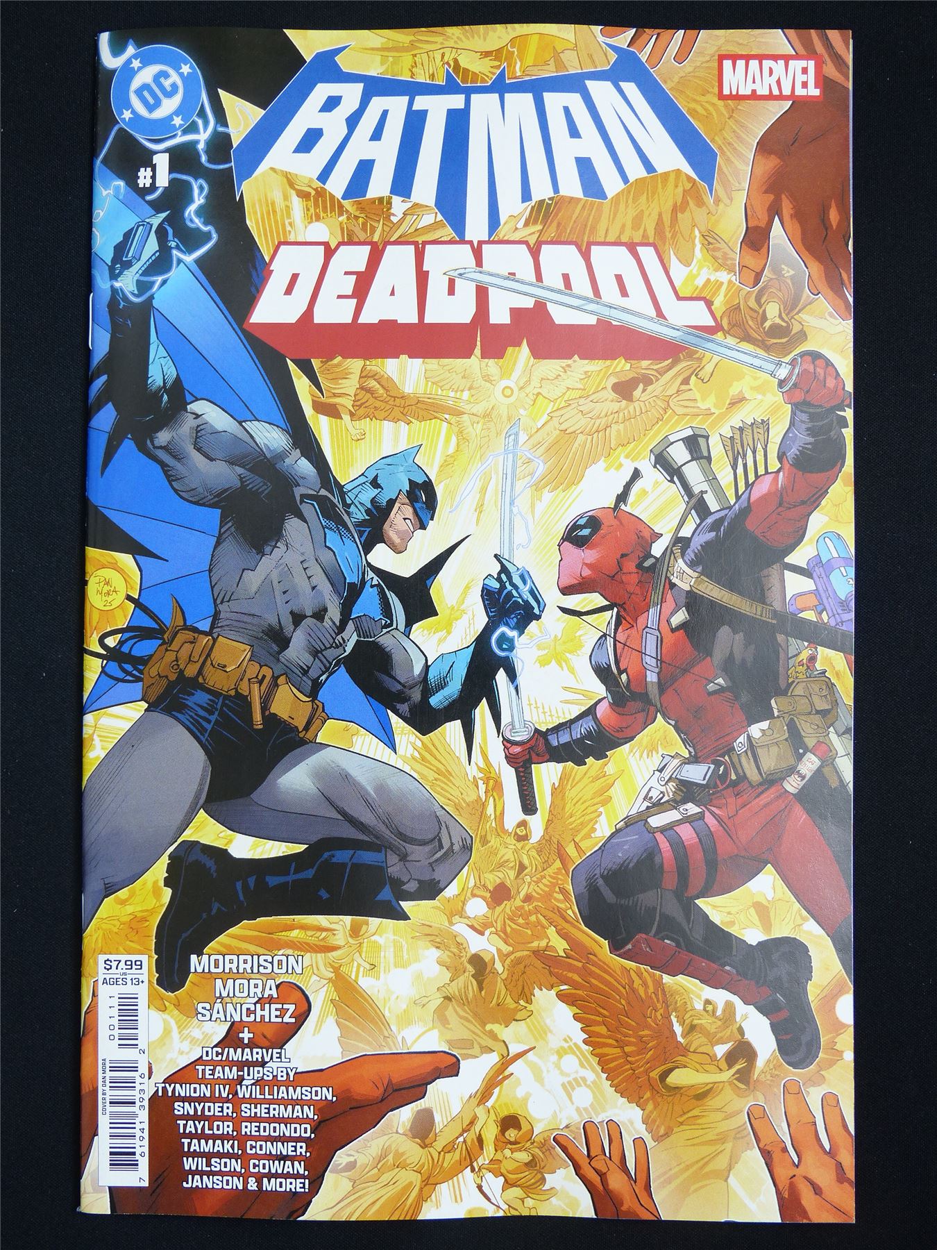 BATMAN Deadpool #1 - Jan 2026 DC Marvel Comic #6HZ