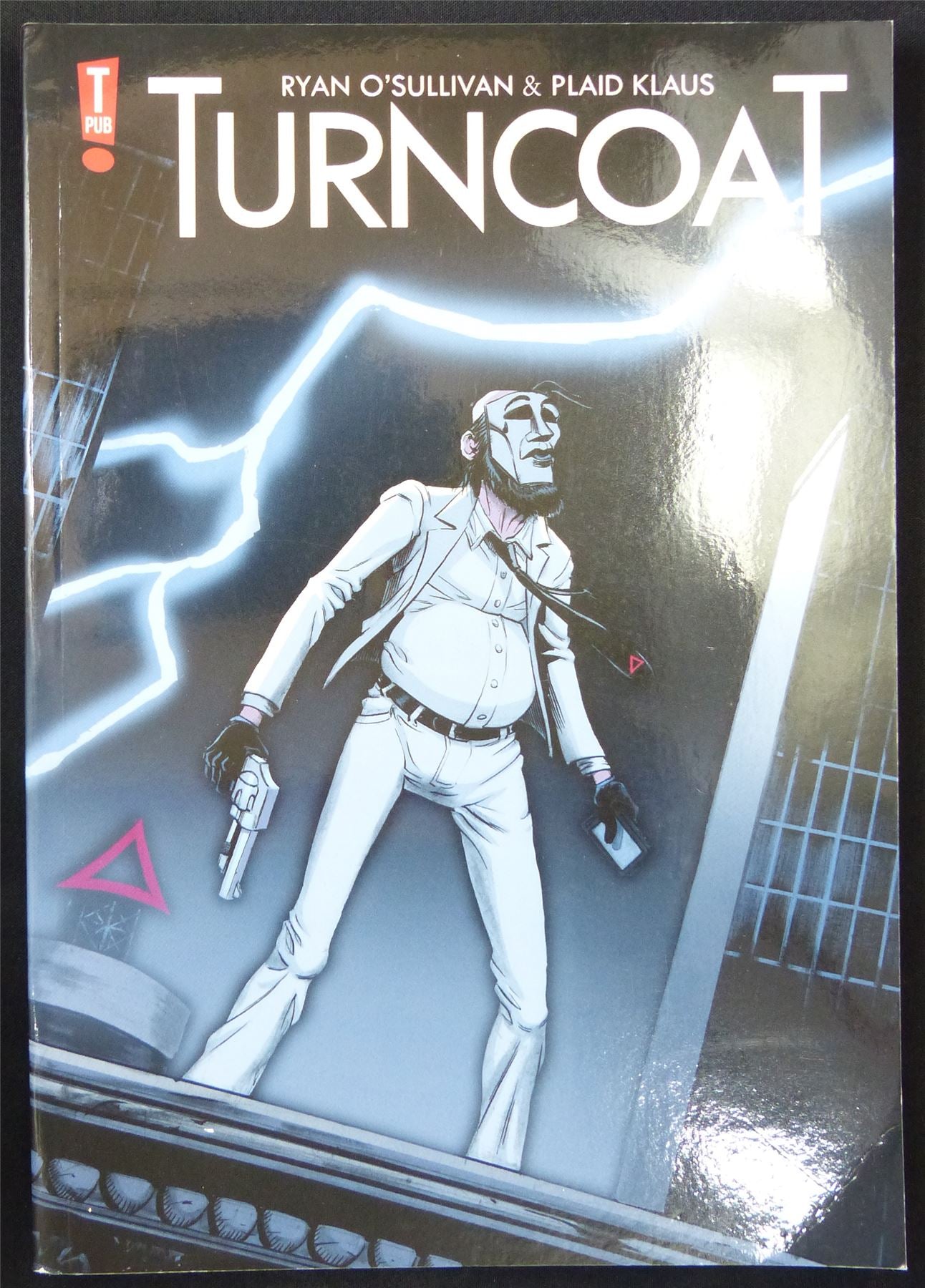 TURNCOAT - TPub Graphic Softback #28R