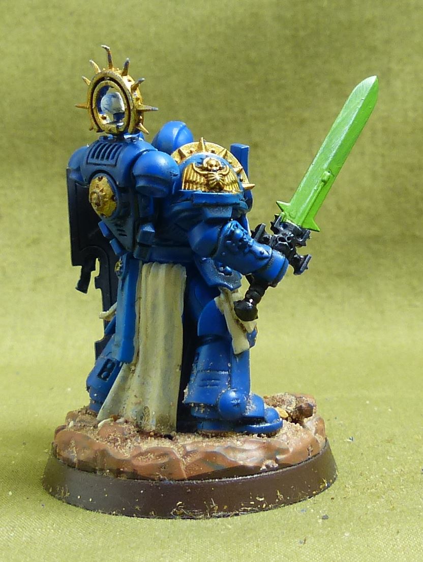 Captain with Relic Shield painted - Space Marines - Warhammer 40K #6U8