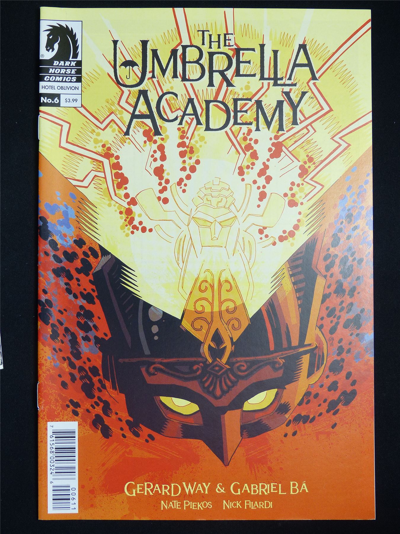 The UMBRELLA Academy #6 - Dark Horse Comic #E5