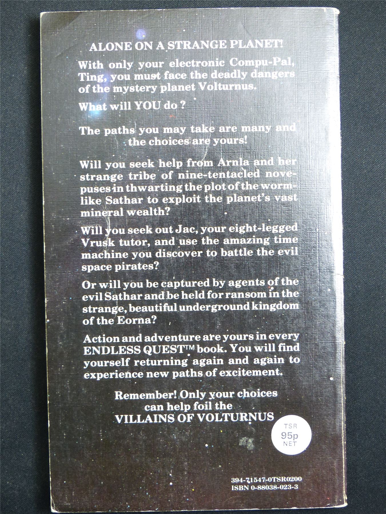 D&D Adventure Book: Villains of Volturnus Endless Quest - Vintage Novel Softback #LP