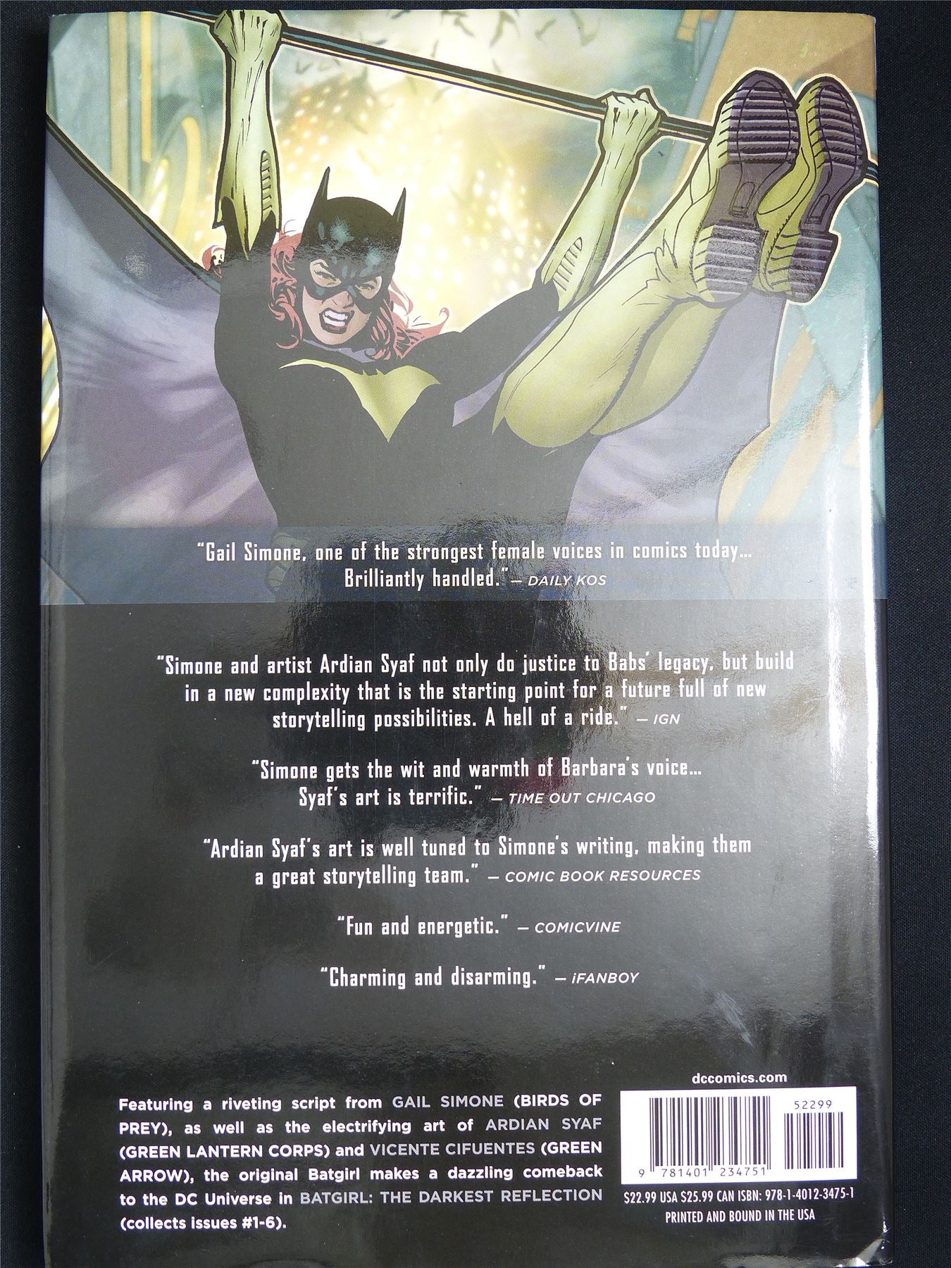 Batgirl volume 1: The Darkest Reflection - DC Graphic Hardback #WL