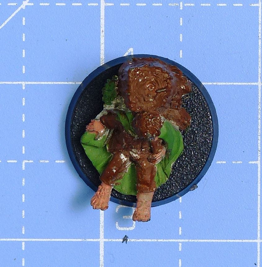 Classic Metal Frodo against Tree Stump OOP - Lord of the Rings Warhammer #35M