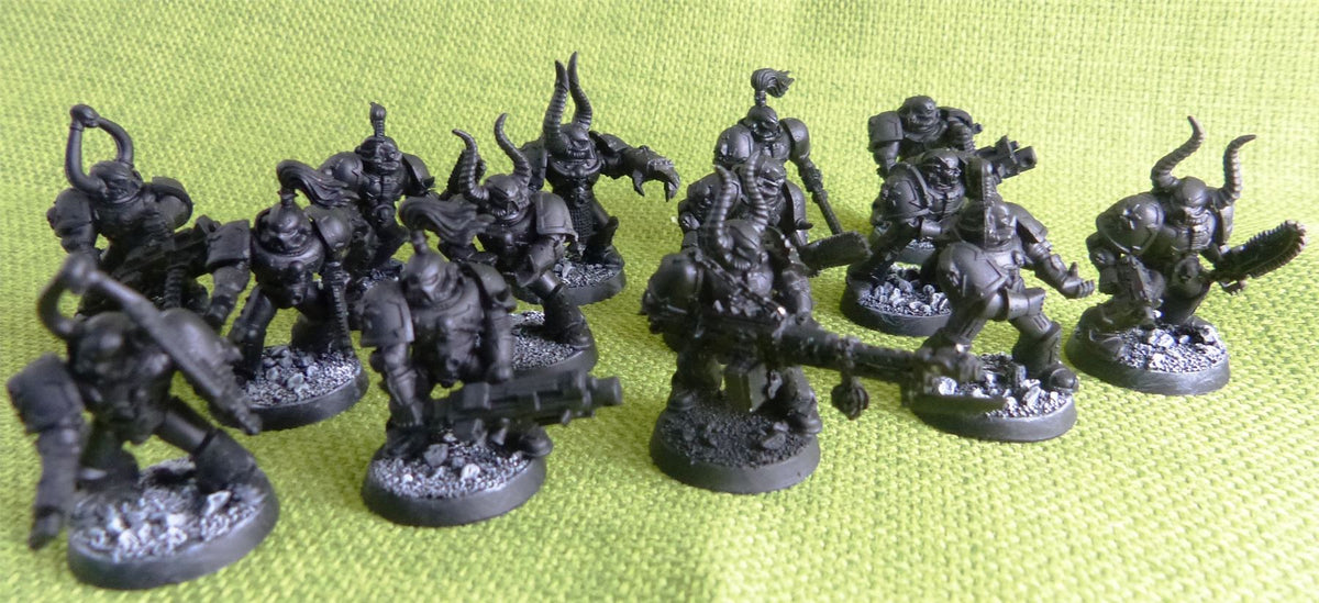 Classic Chaos Space Marines Incomplete x 14 Models #KU