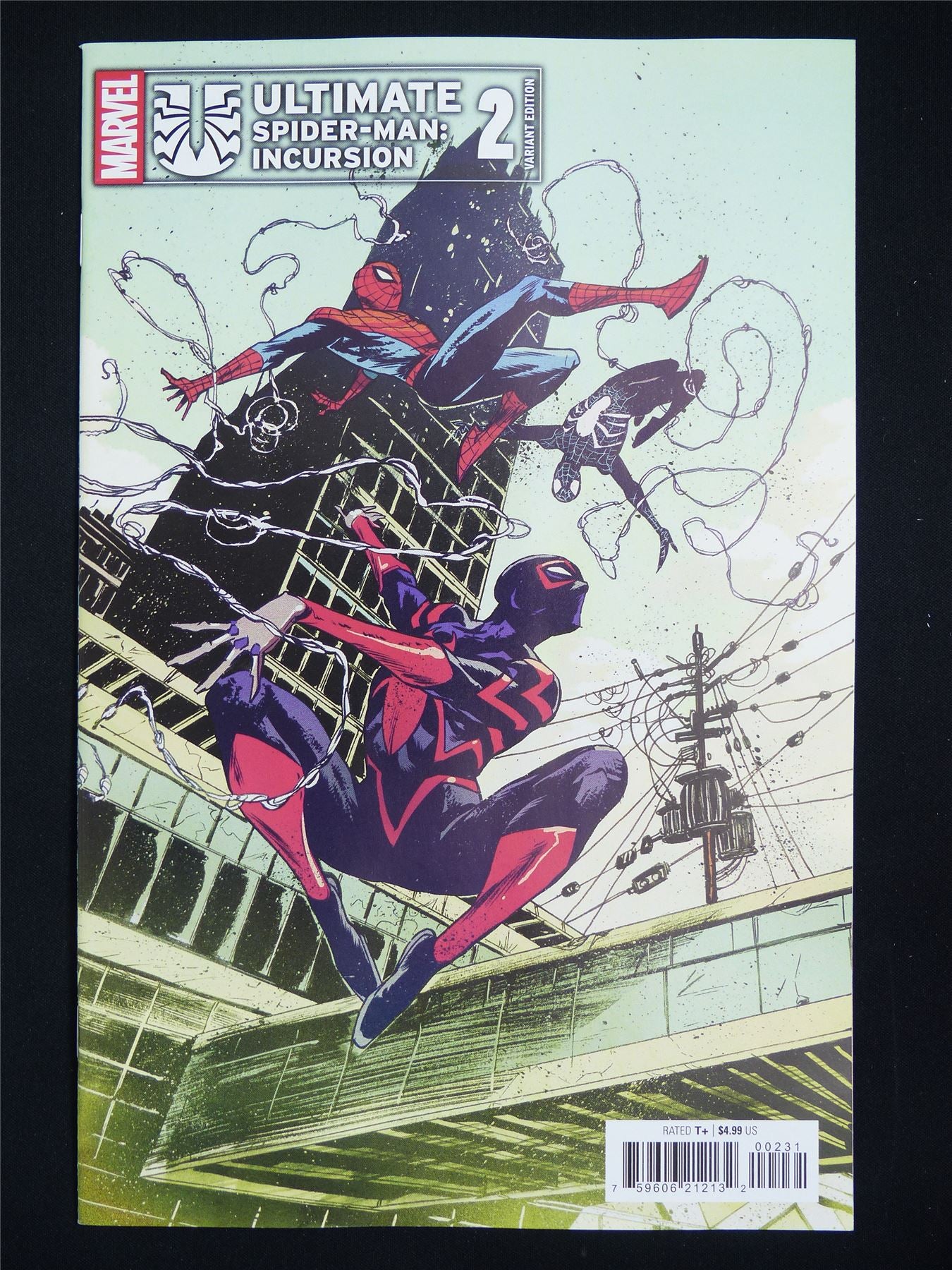 Ultimate SPIDER-MAN: Incursion #2 Variant - Sep 2025 Marvel Comic #1WE