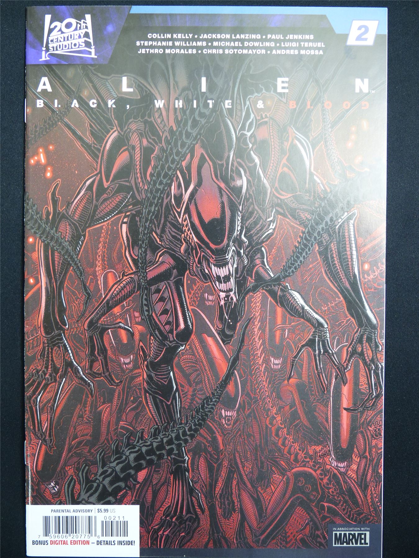 ALIEN: Black White & Blood #2 Cvr A - Marvel Comic #4PN