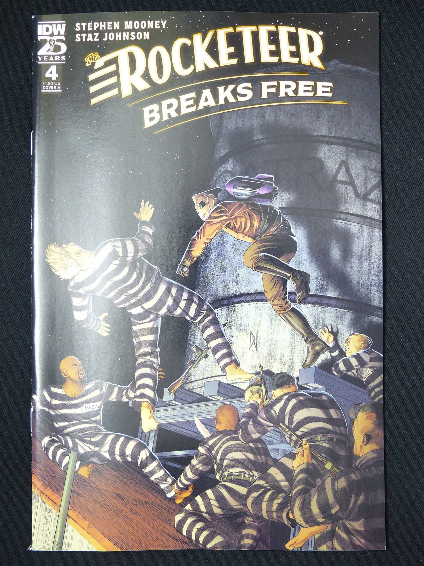The ROCKETEER Breaks Free #4 - Dec 2024 IDW Comic #4YF