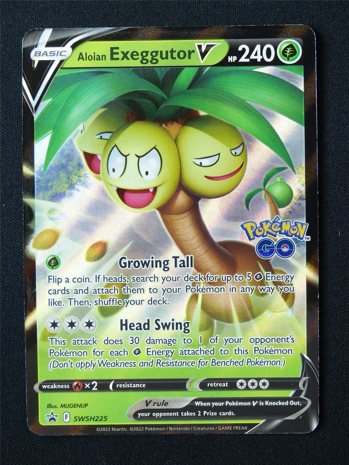Alolan Exeggutor V SWSH225 Promo Holo - Pokemon Card #6MU