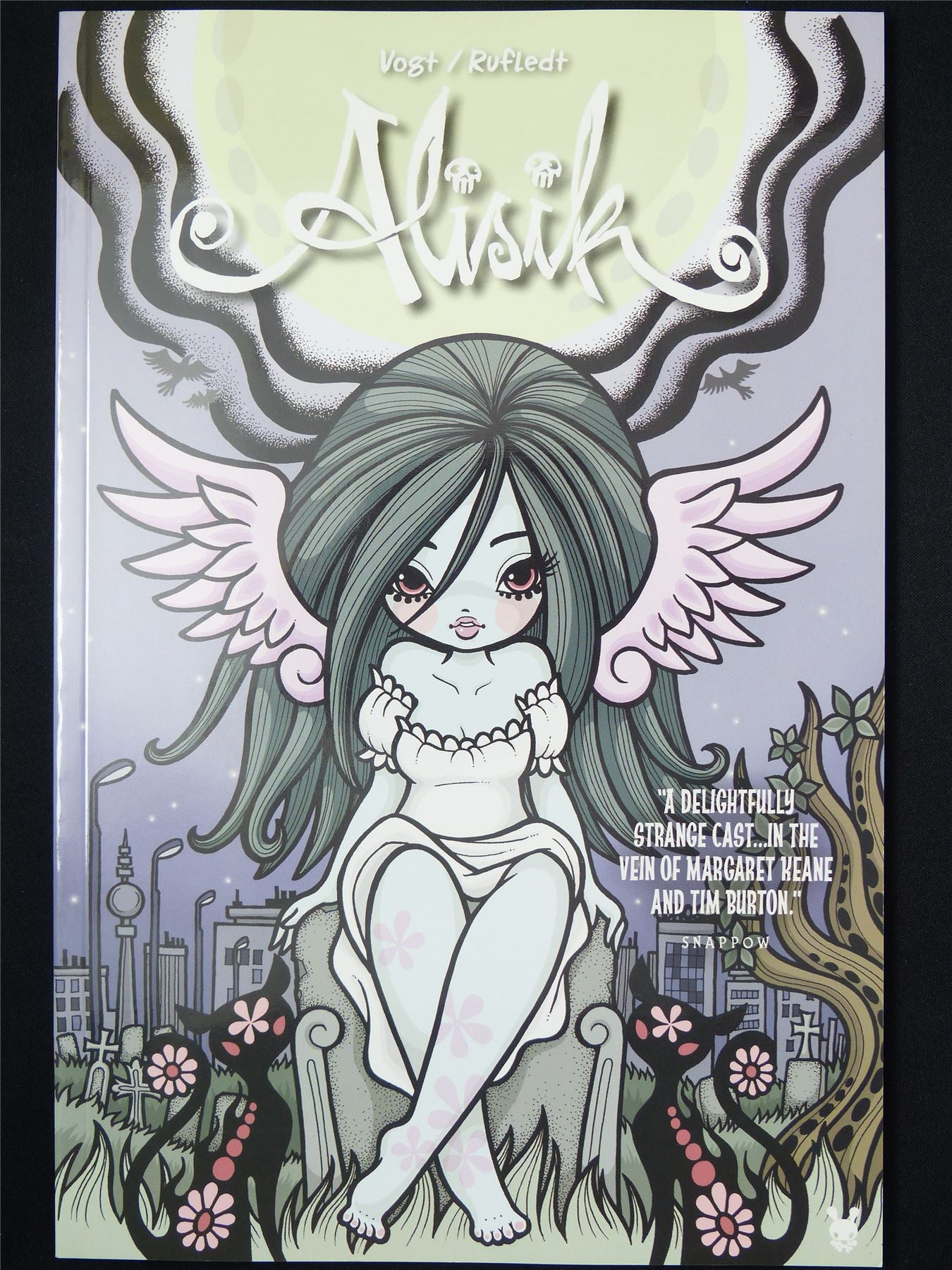 Alisik - Titan Graphic Softback #61
