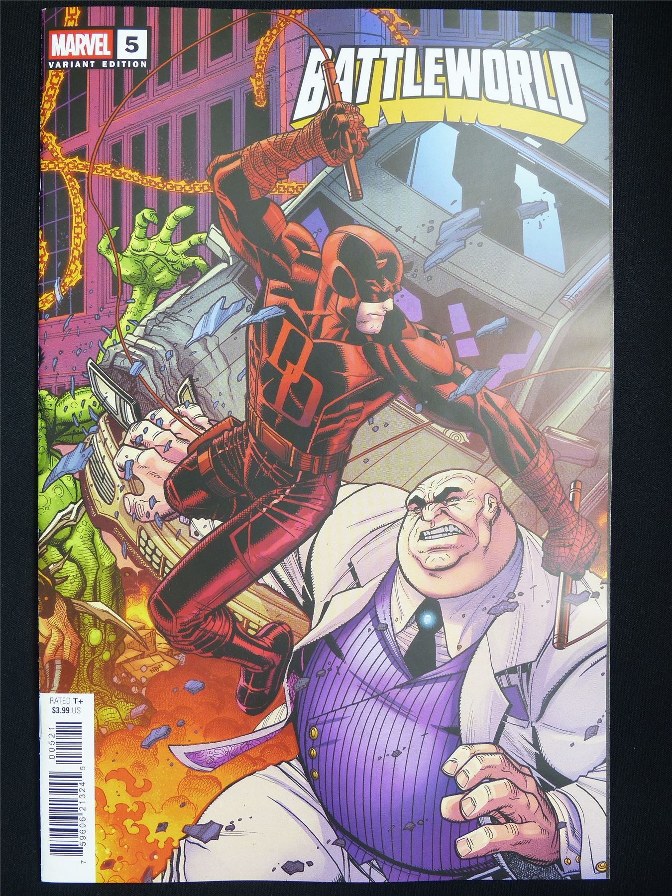 BATTLEWORLD #4 Variant Cvr - Marvel Comic #1AO
