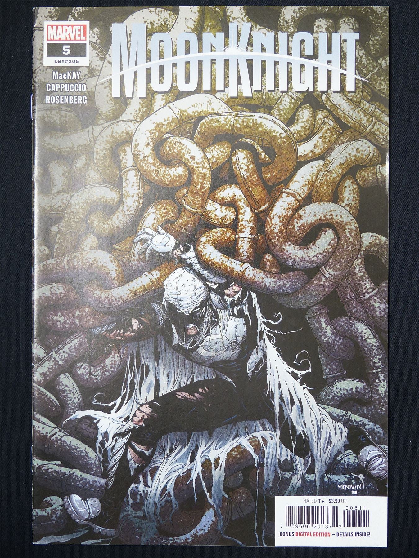 MOON Knight #5 - Marvel Comic #7W3