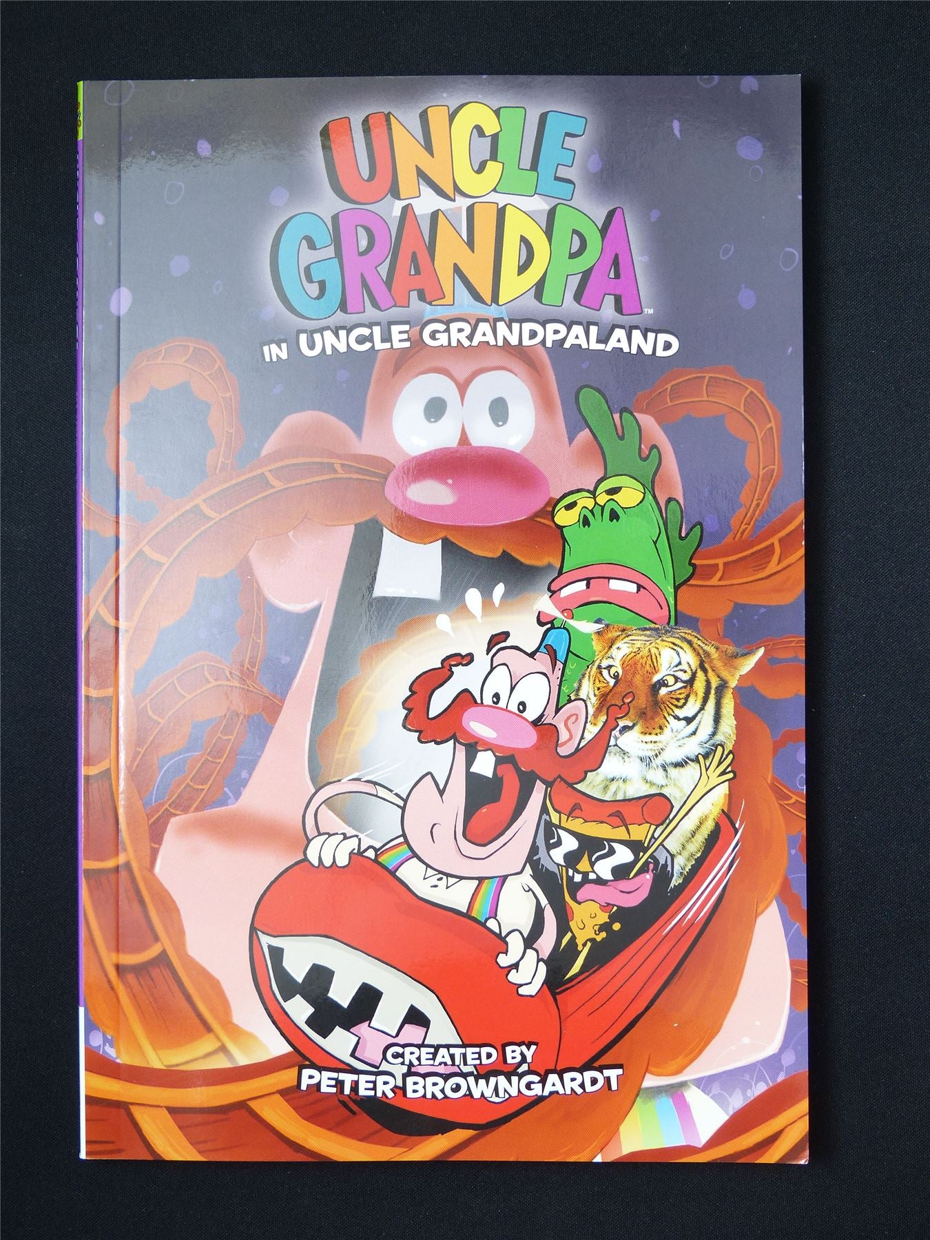 Uncle Grandpa in Uncle Grandpaland - Titan Graphic Softback #5V