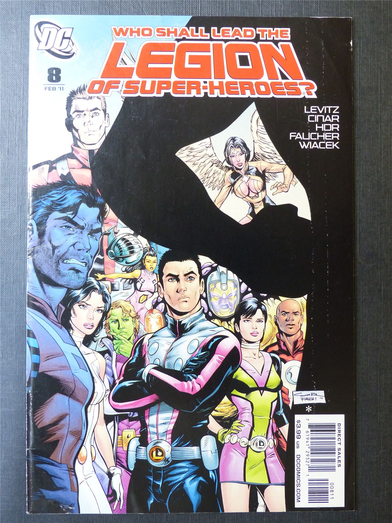 LEGION of Super-Heroes #8 - DC Comics #5JP