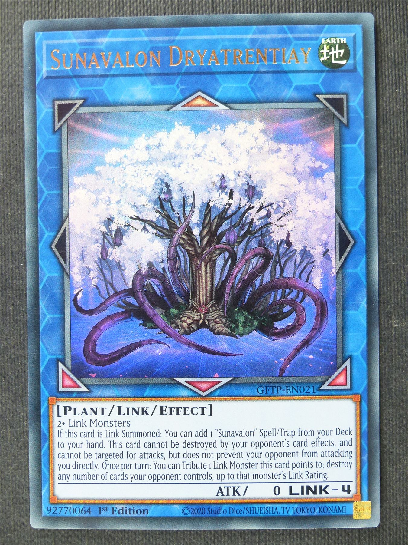 Sunavalon Dryatrentiay GFTP Ultra Rare - 1st ed - Yugioh Cards #2KX Archeron Sunavalon Dryatrentiay GFTP Ultra Rare - 1st ed - Yugioh Cards #2KX Archeron