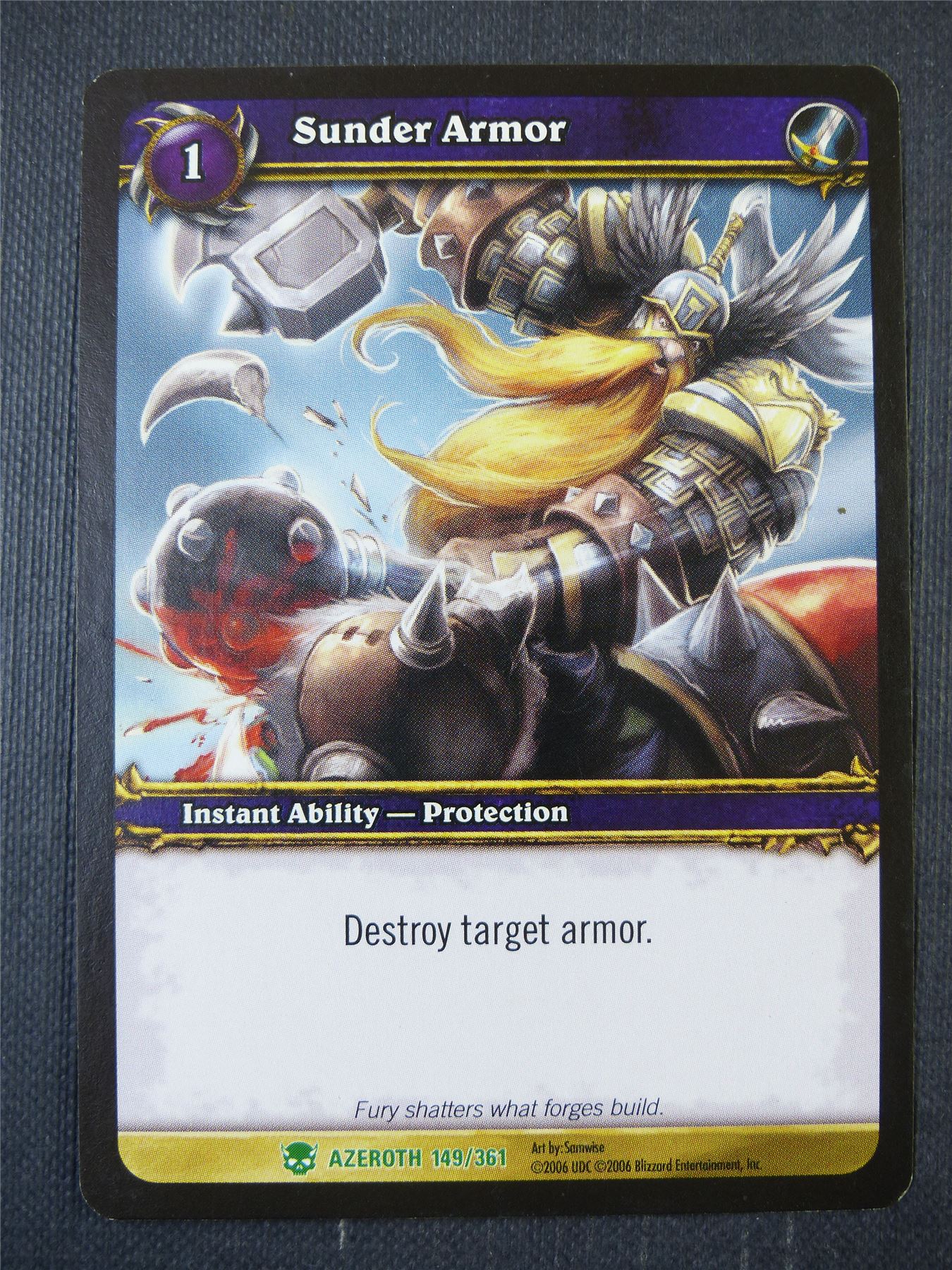 Sunder Armor 149/361 - WoW Card #1CM