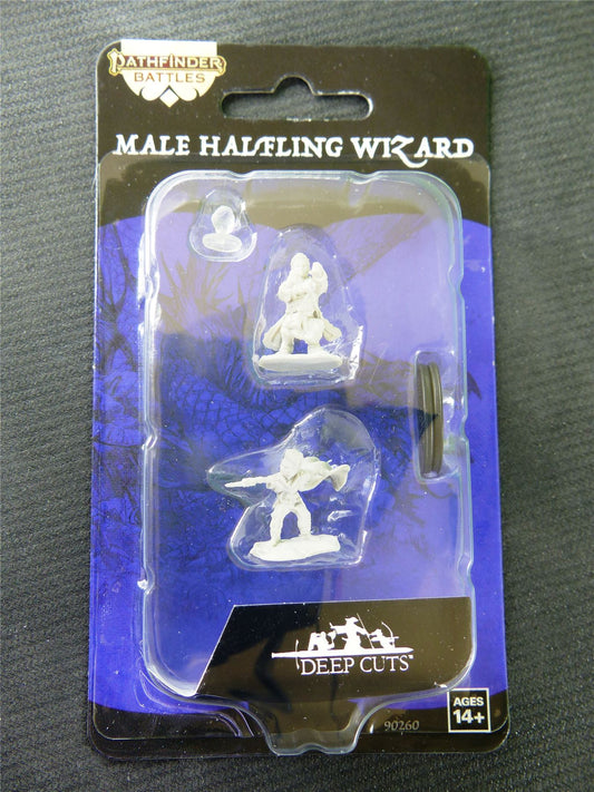 Male Halfling Wizard Miniature - Pathfinder Battles Miniature #9U