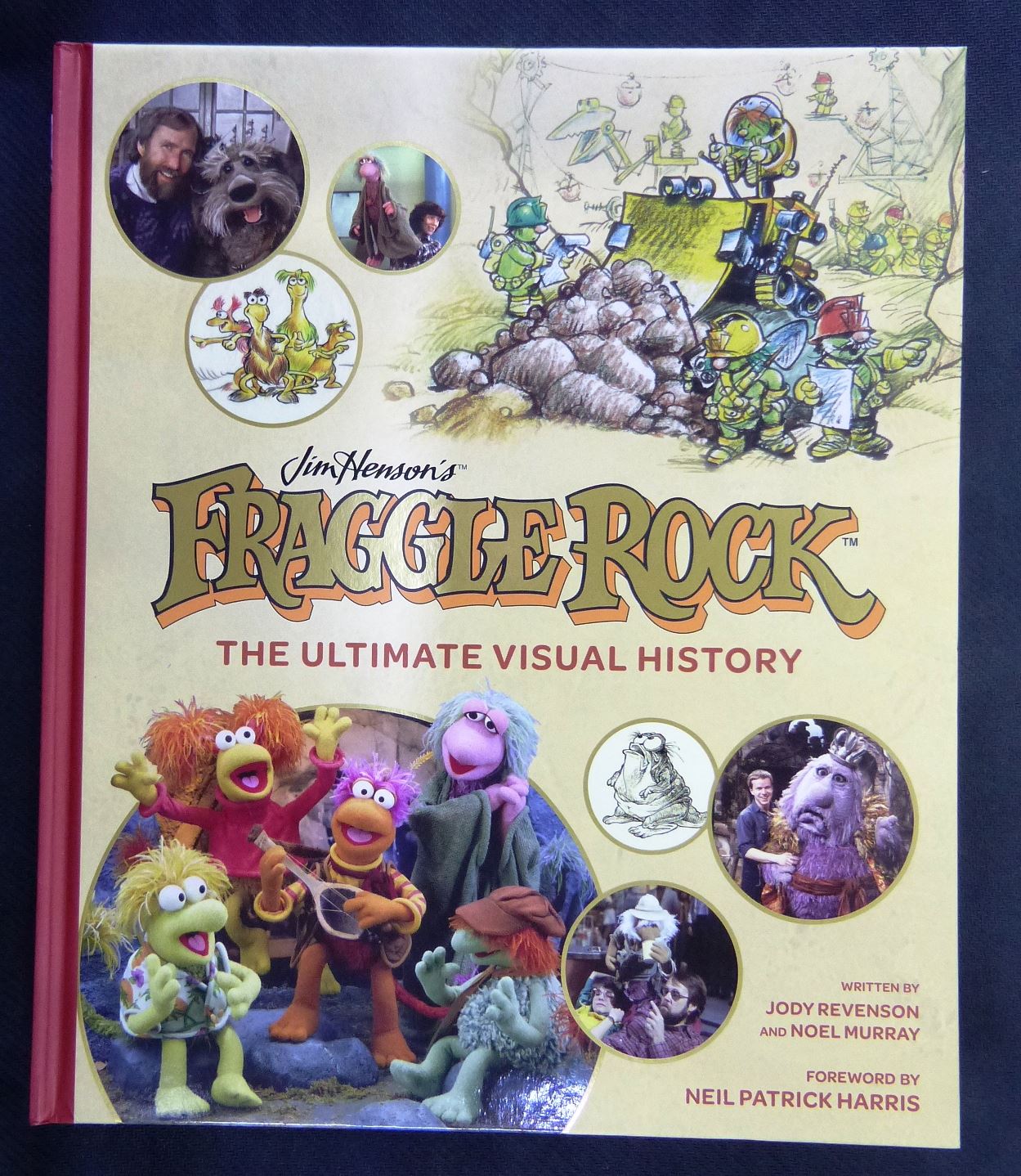 Fraggle Rock - The Ultimate Virtual History - Guide Book Hardback #1BP –  Archeron