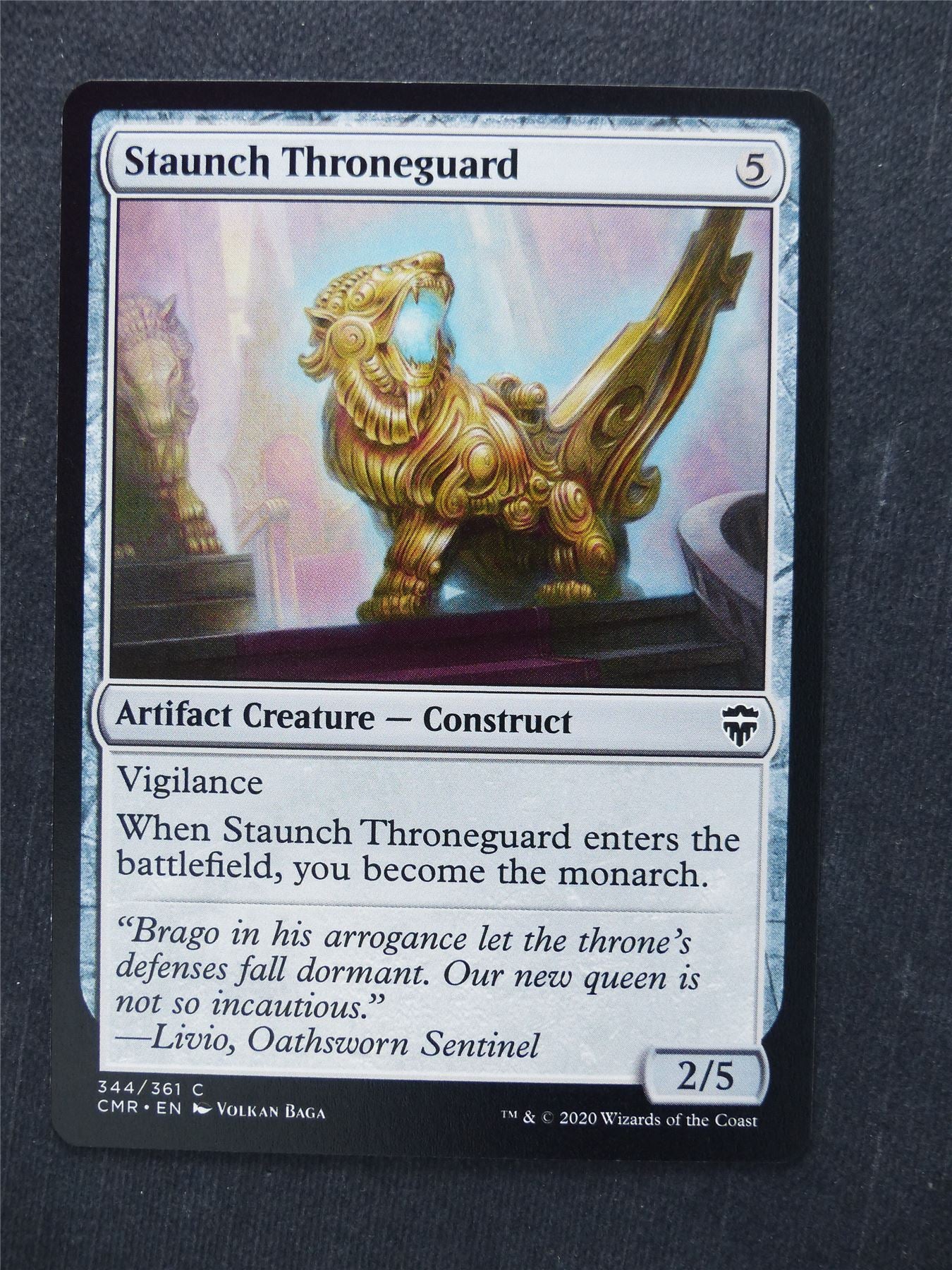 Staunch Throneguard - Commander Legends #Q9