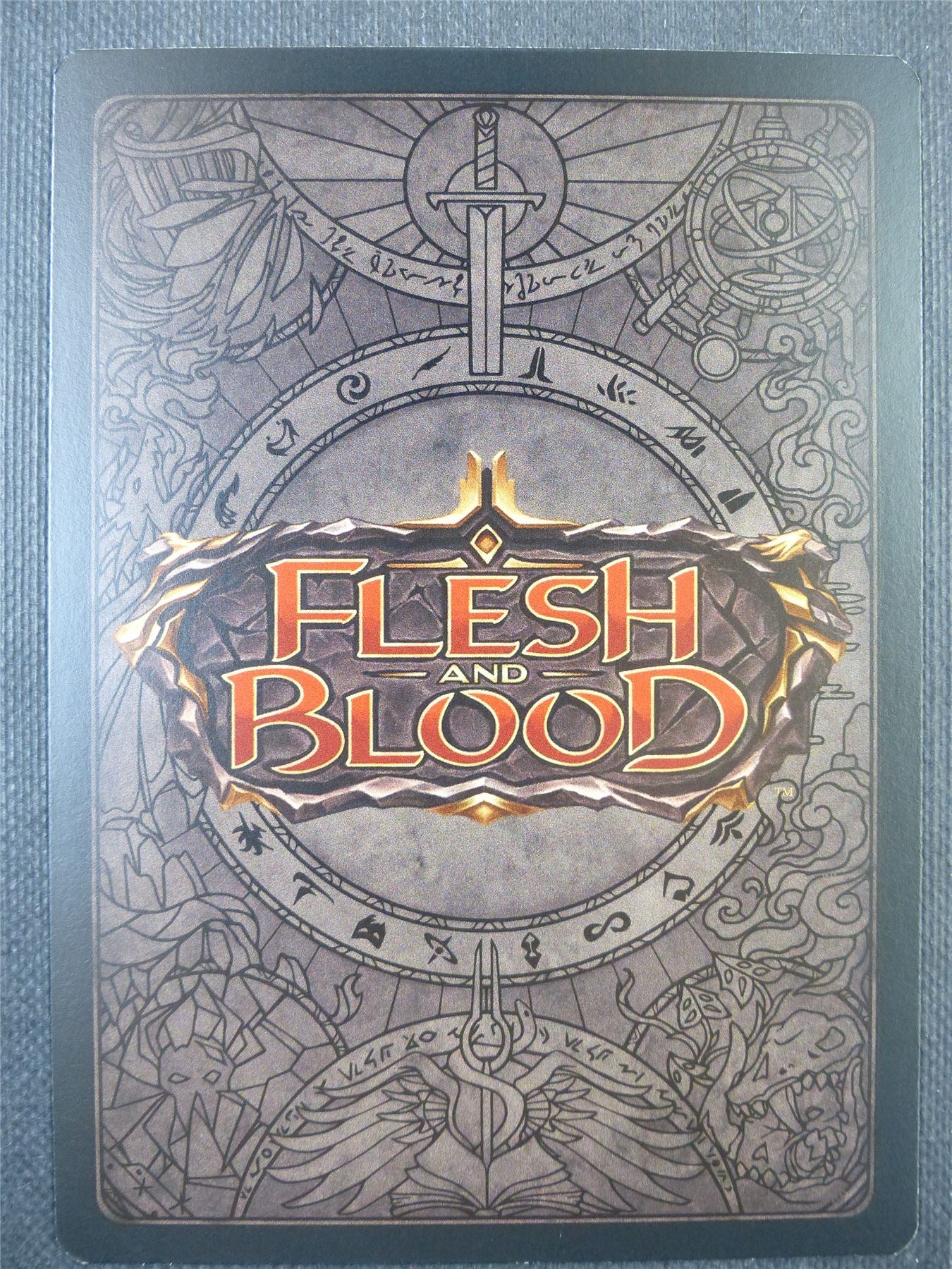 Helm of Sharp Eye Cold Foil - 1st ed Everfest - Flesh & Blood Card #6FS
