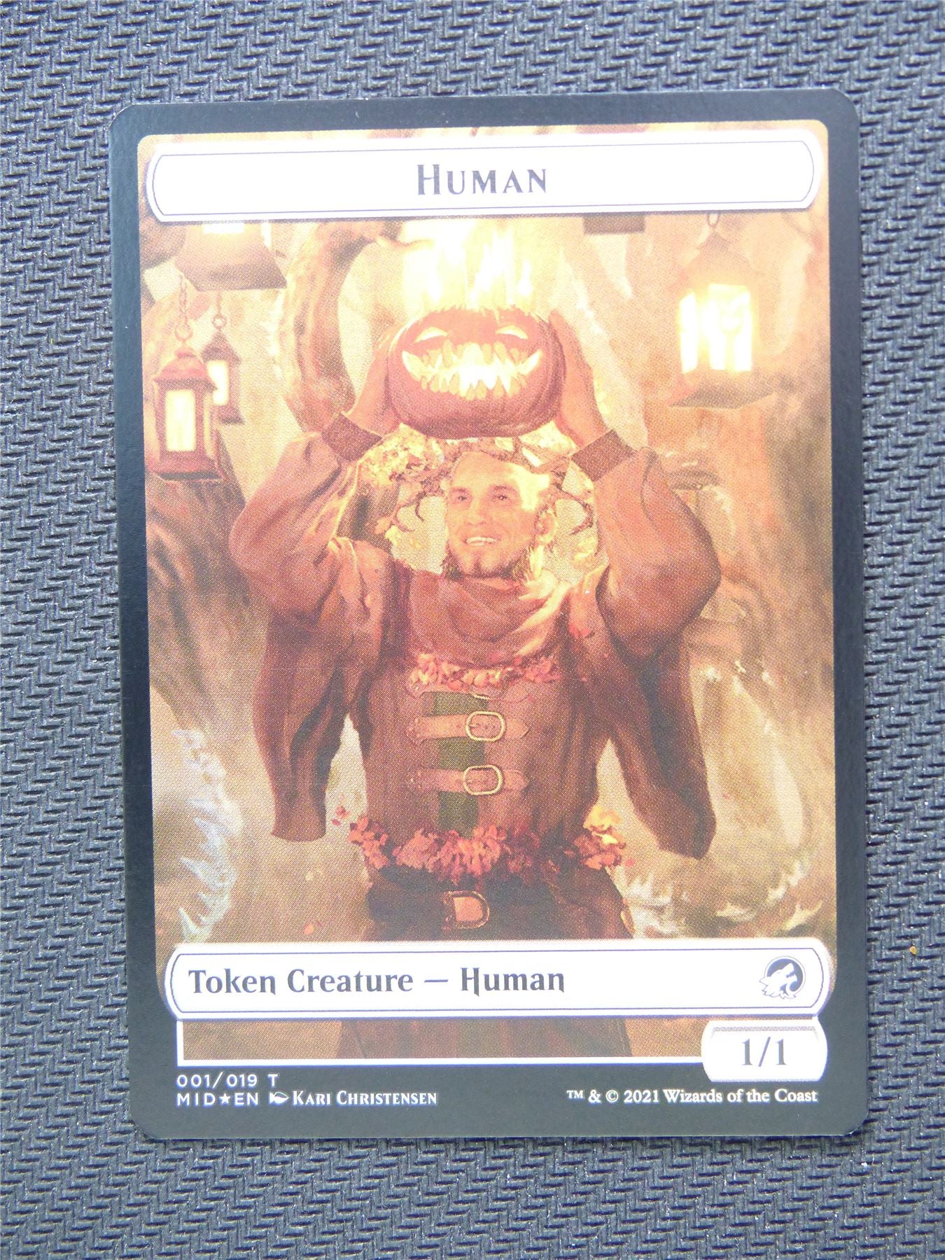 Bat and Human Foil Token - Innistrad - Mtg Card #3H4