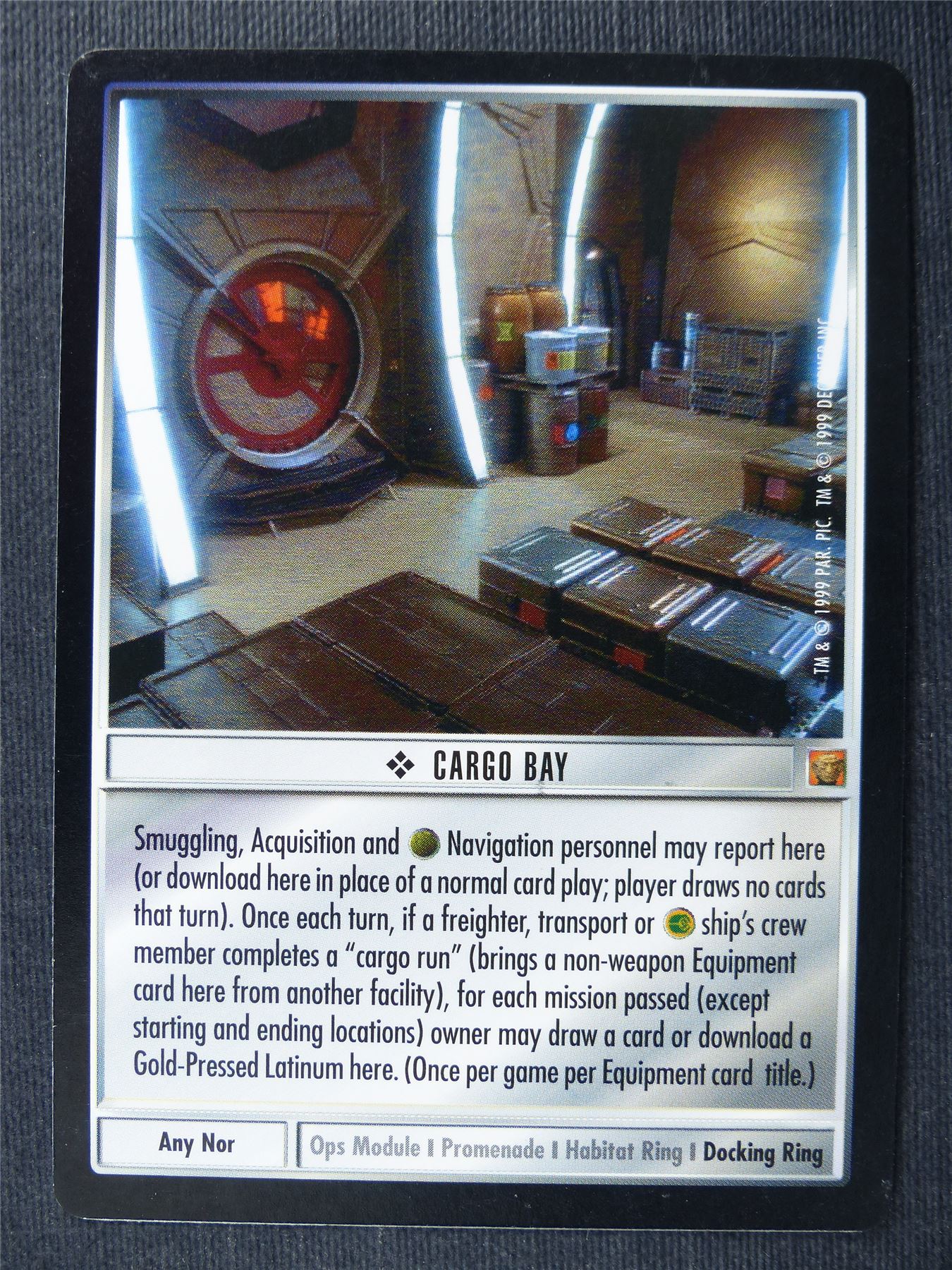 Cargo Bay - Star Trek Cards #XM