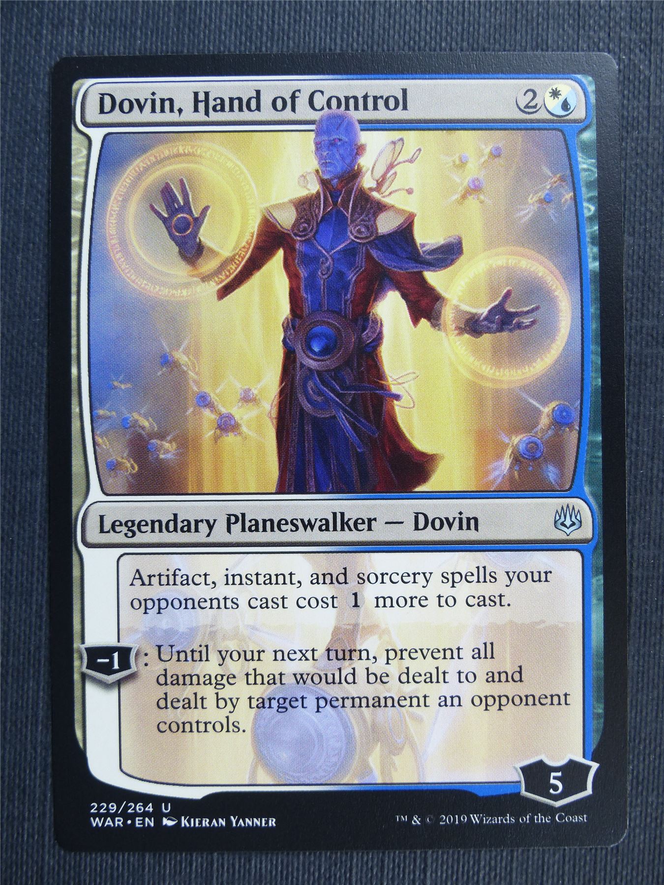 Dovin Hand of Control #3U8