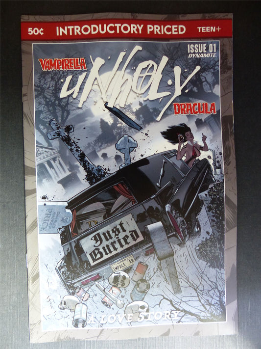 VAMPIRELLA Unholy Dracula #1 Introductory - May 2022 - Dynamite Comics #1VR