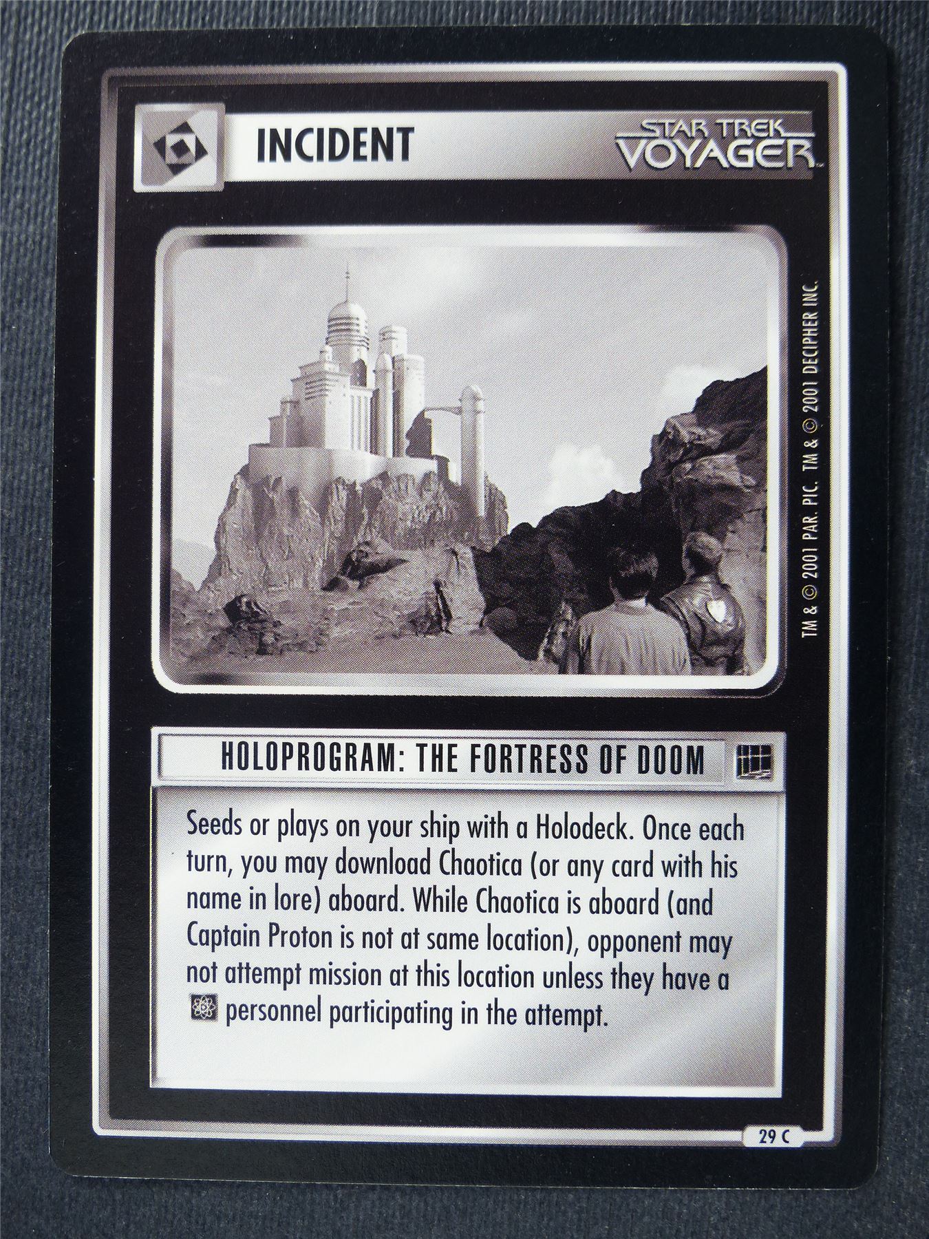 Hologram: The Fortress of Doom - Voyager - Star Trek Card #4TL