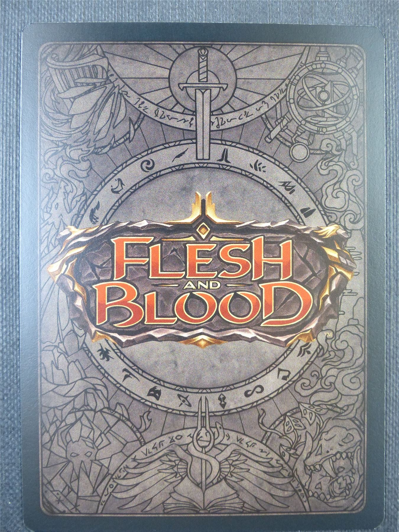 Talisman of Warfare Yellow Cold Foil - 1st ed Everfest - Flesh & Blood Card #6FH