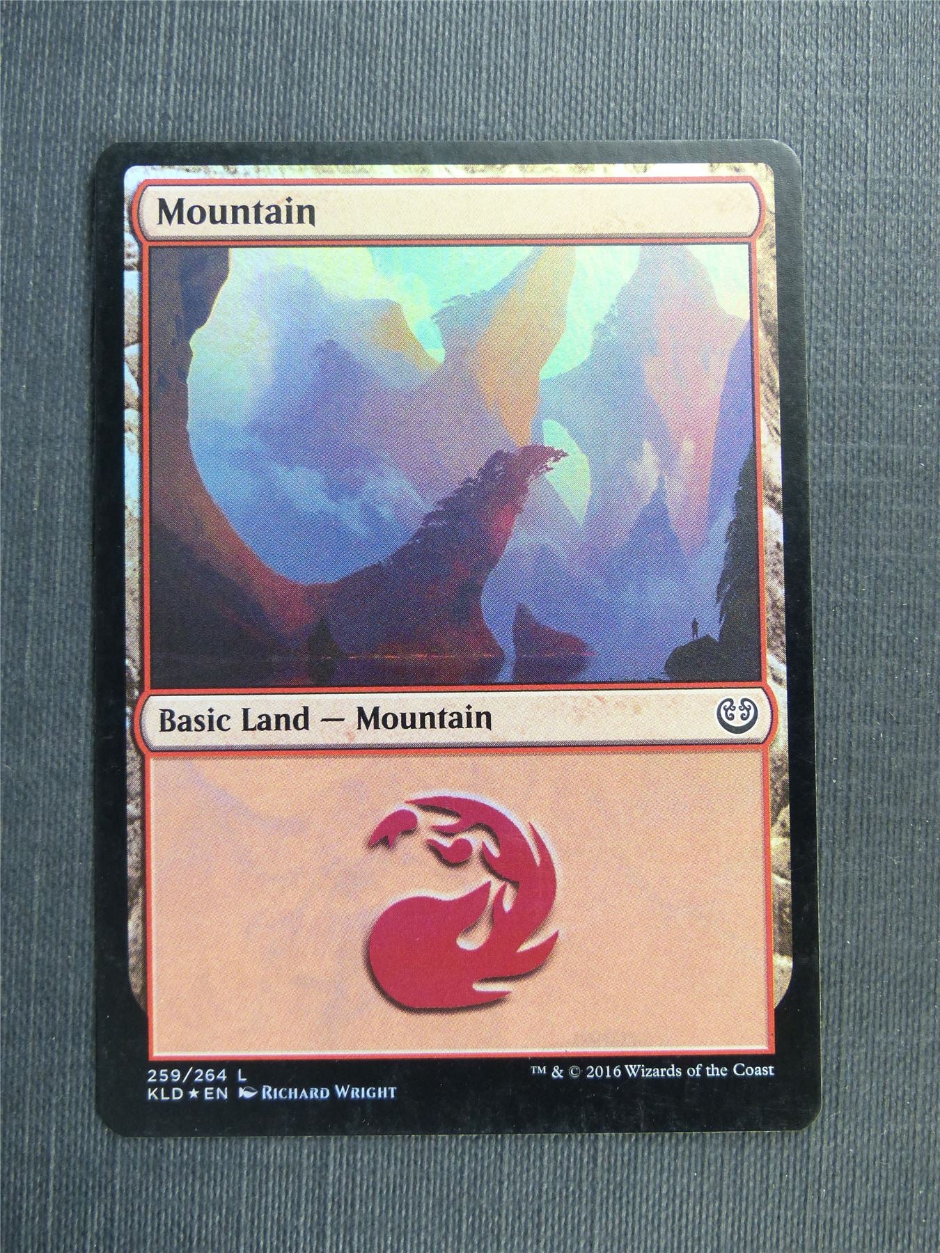 Mountain 259/264 Foil - Mtg Magic Cards #535