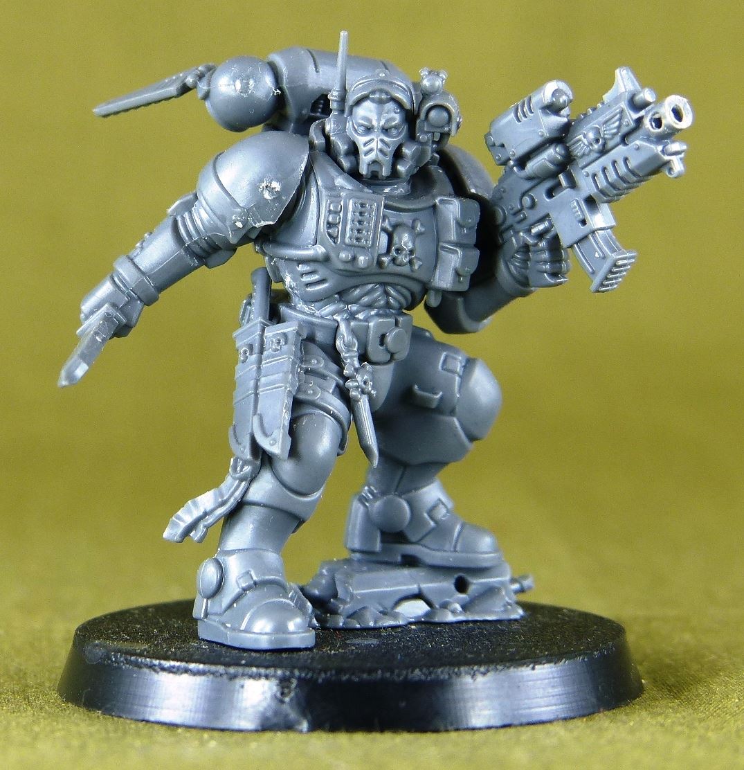 Lieutenant In Phobos Armour - Warhammer AoS 40k #JB