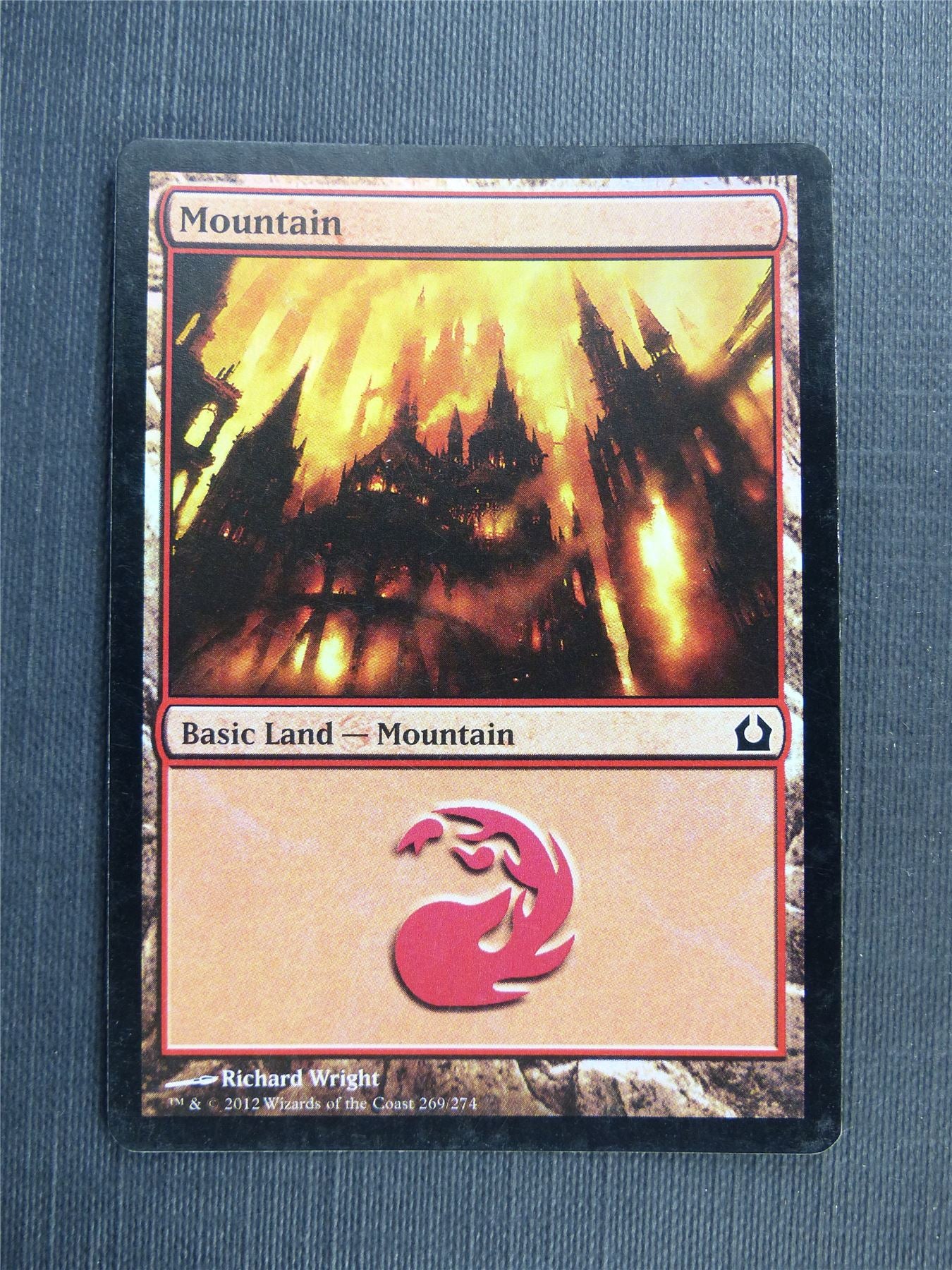 Mountain 269/274 Foil - Mtg Magic Cards #52T