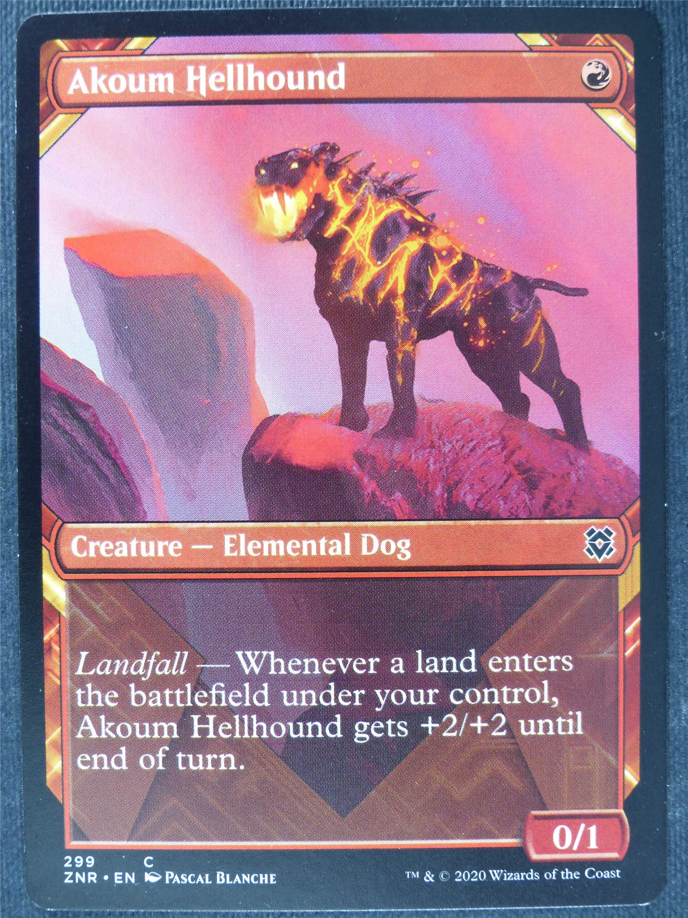 Akoum Hellhound Showcase - Mtg Magic Cards #XV