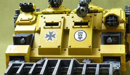 Deimos Pattern Rhino painted - Imperial Fists - Warhammer Horus Heresy #7V3