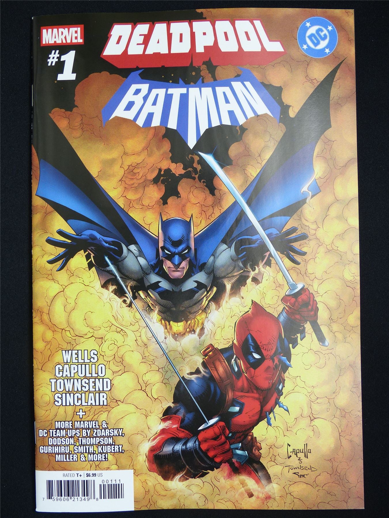 DEADPOOL Batman #1 - nov 2025 Marvel DC Comic #42C